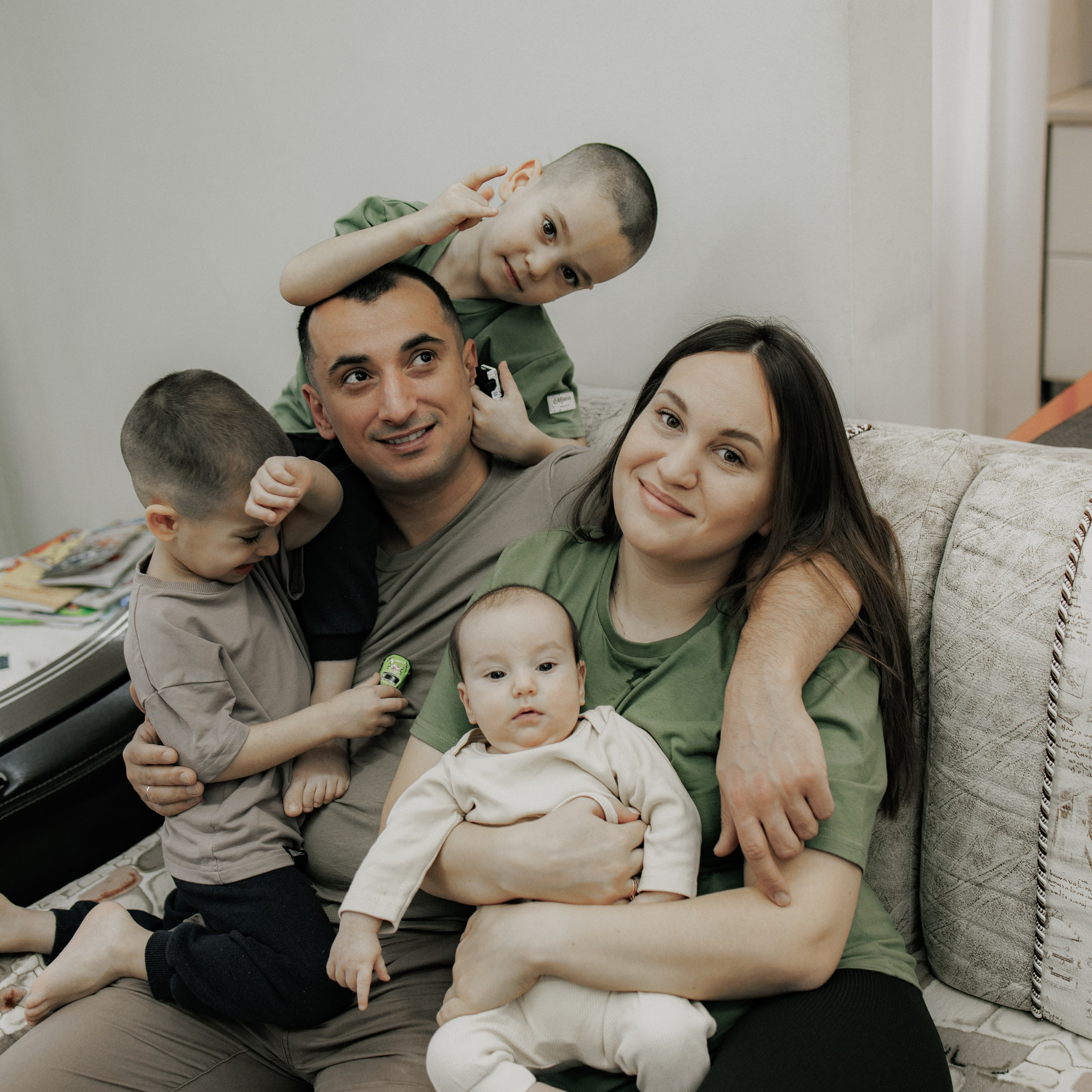 домашняя съемка семьи Кати