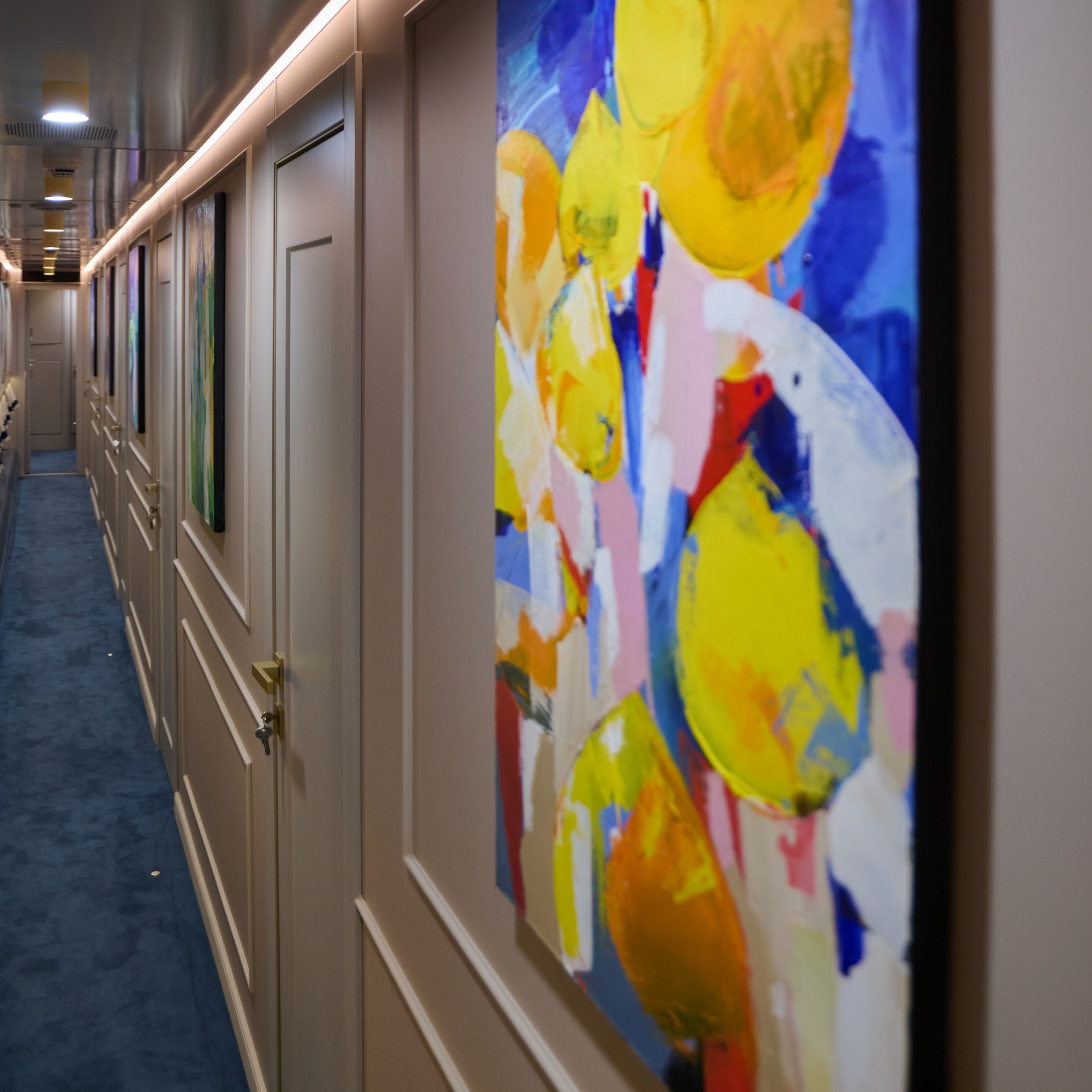 Картина Аллы Шахматовой, Самарский областной художественный музей, фирменный поезд Жигули, вагон Люкс