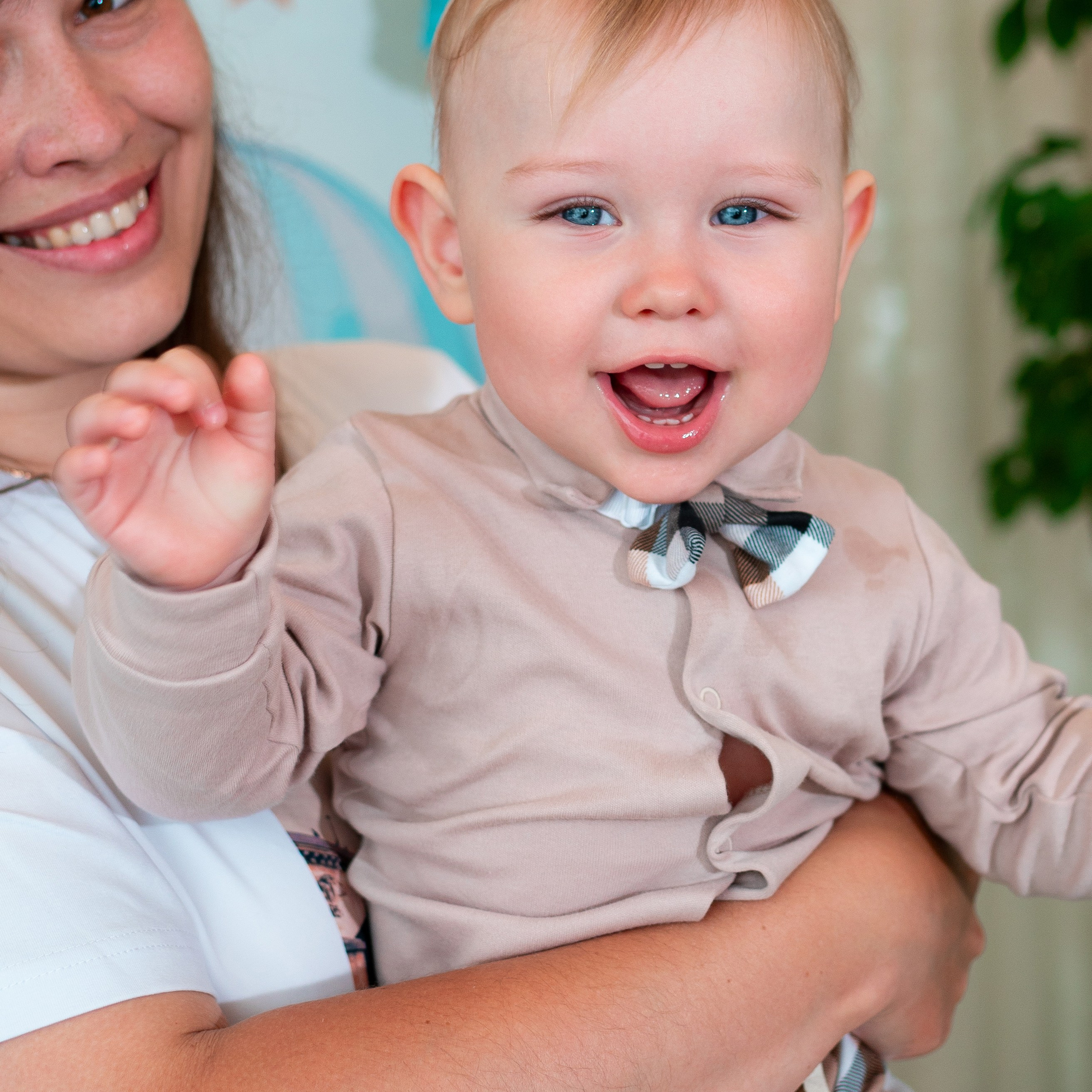 Отзывы. Семейный фотограф на выписку из роддома и крещение Минск Настя Гришук