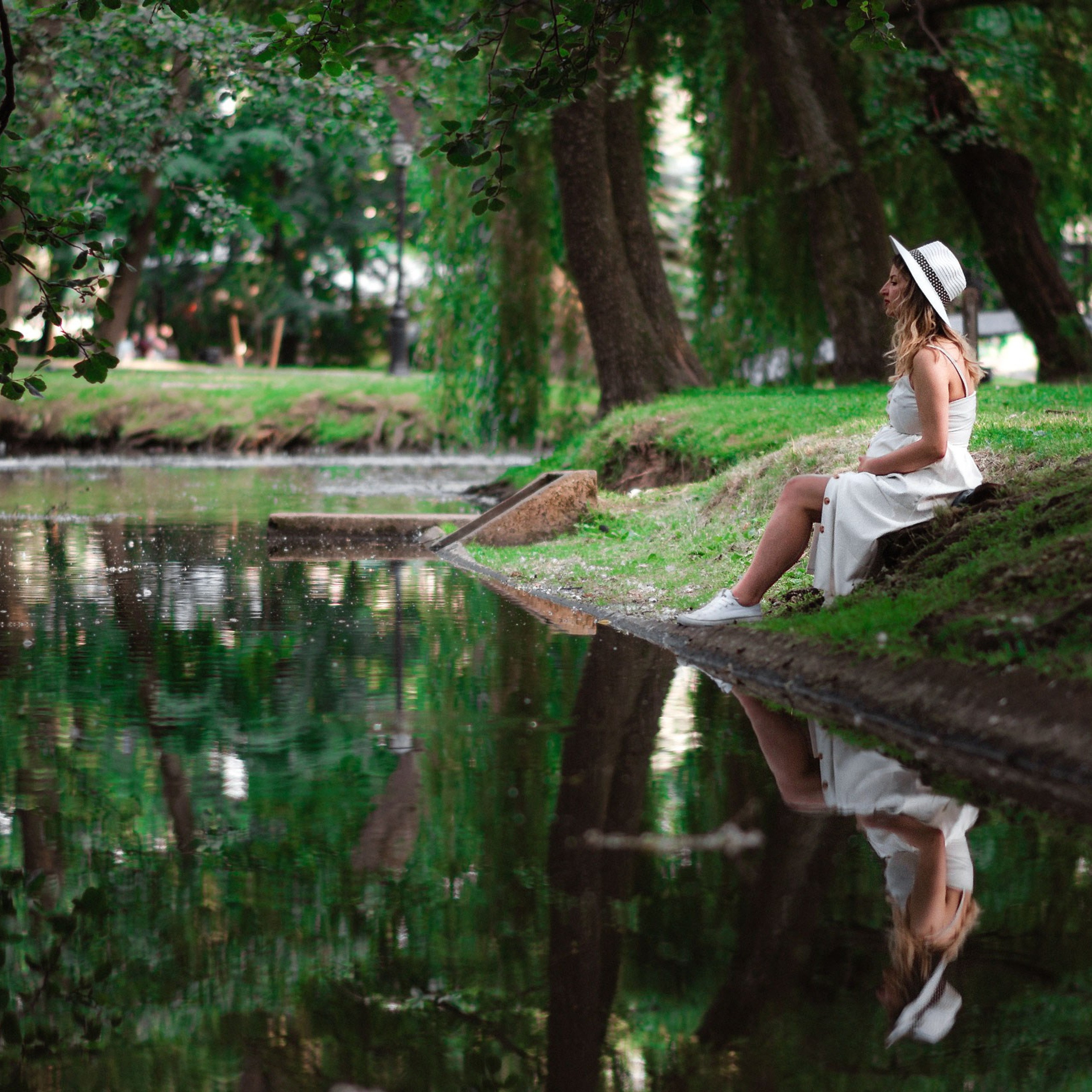 Беременность Ани в парке Горького