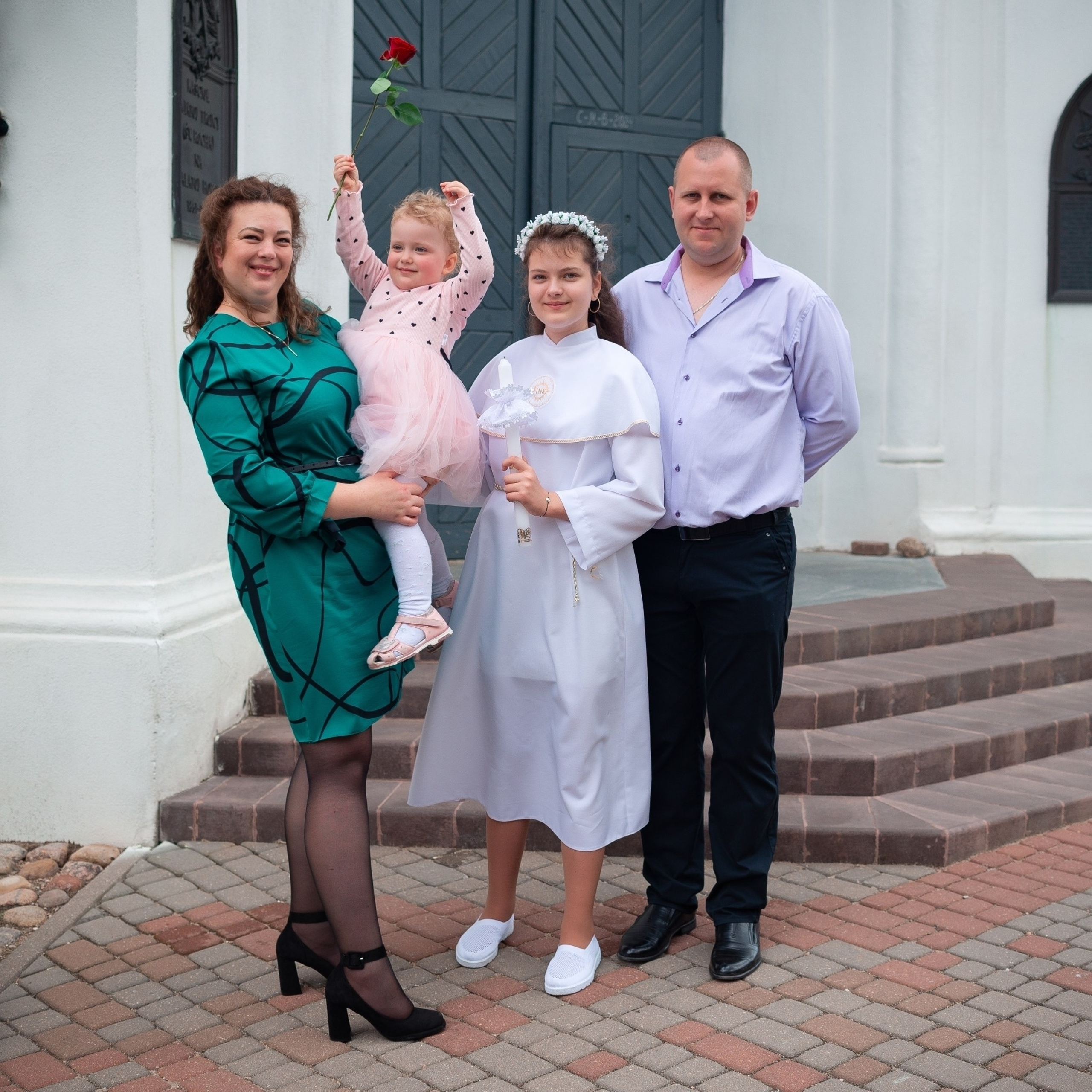 Отзывы. Семейный фотограф на выписку из роддома и крещение Минск Настя Гришук