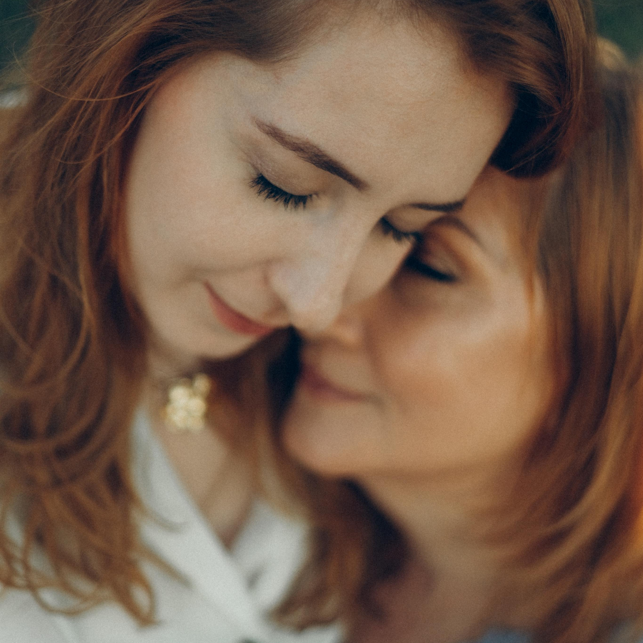 Ольга и Анастасия