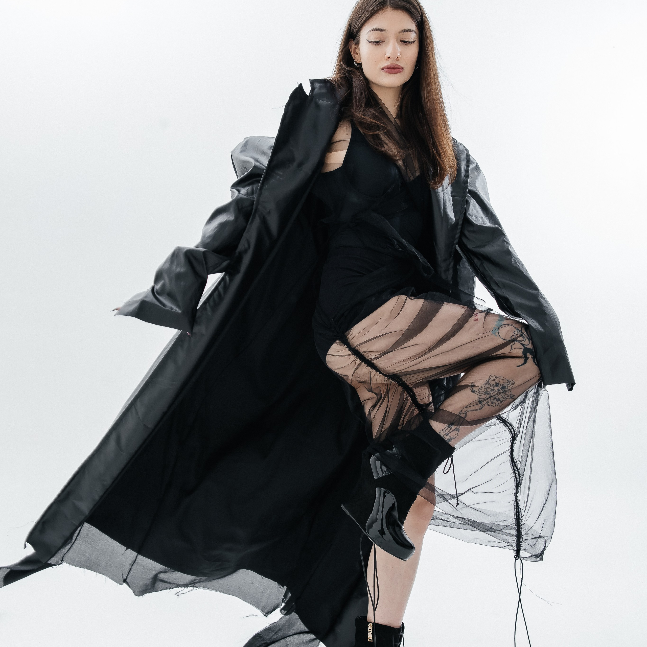 авторской коллекции одежды на основе трансформации визуального ряда кинофильмов в стиле хоррор