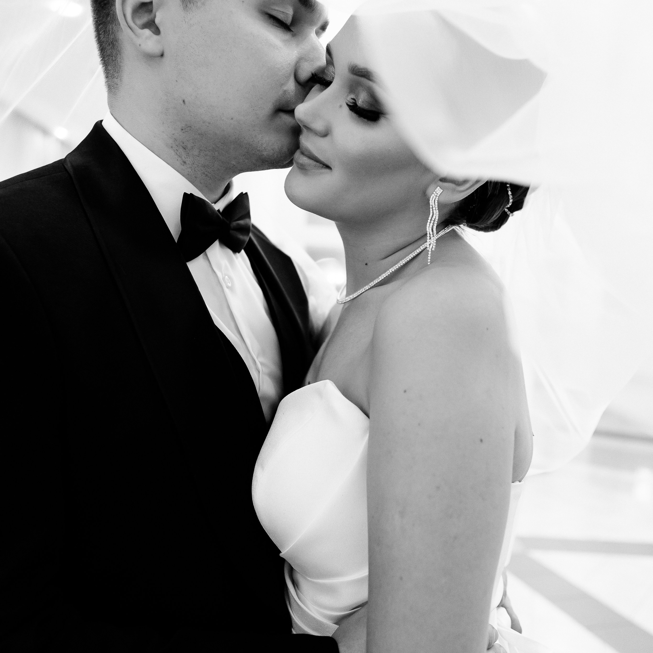 Свадебная фотосессия в Таганском ЗАГСе Дианы и Алексею