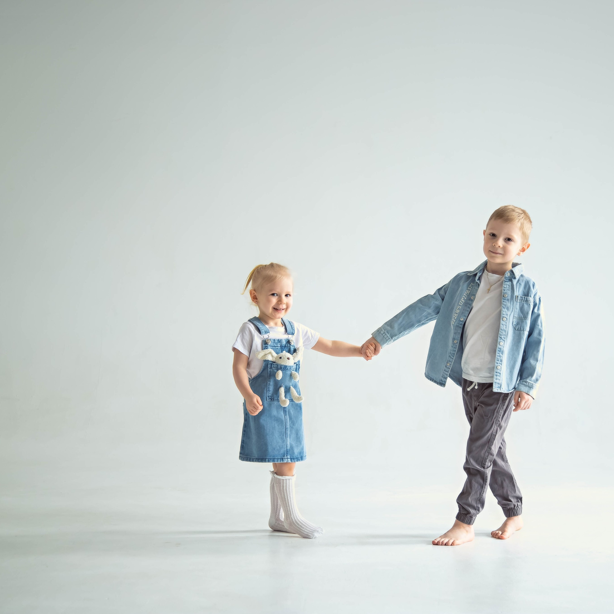 Семейная фотосессия в студии