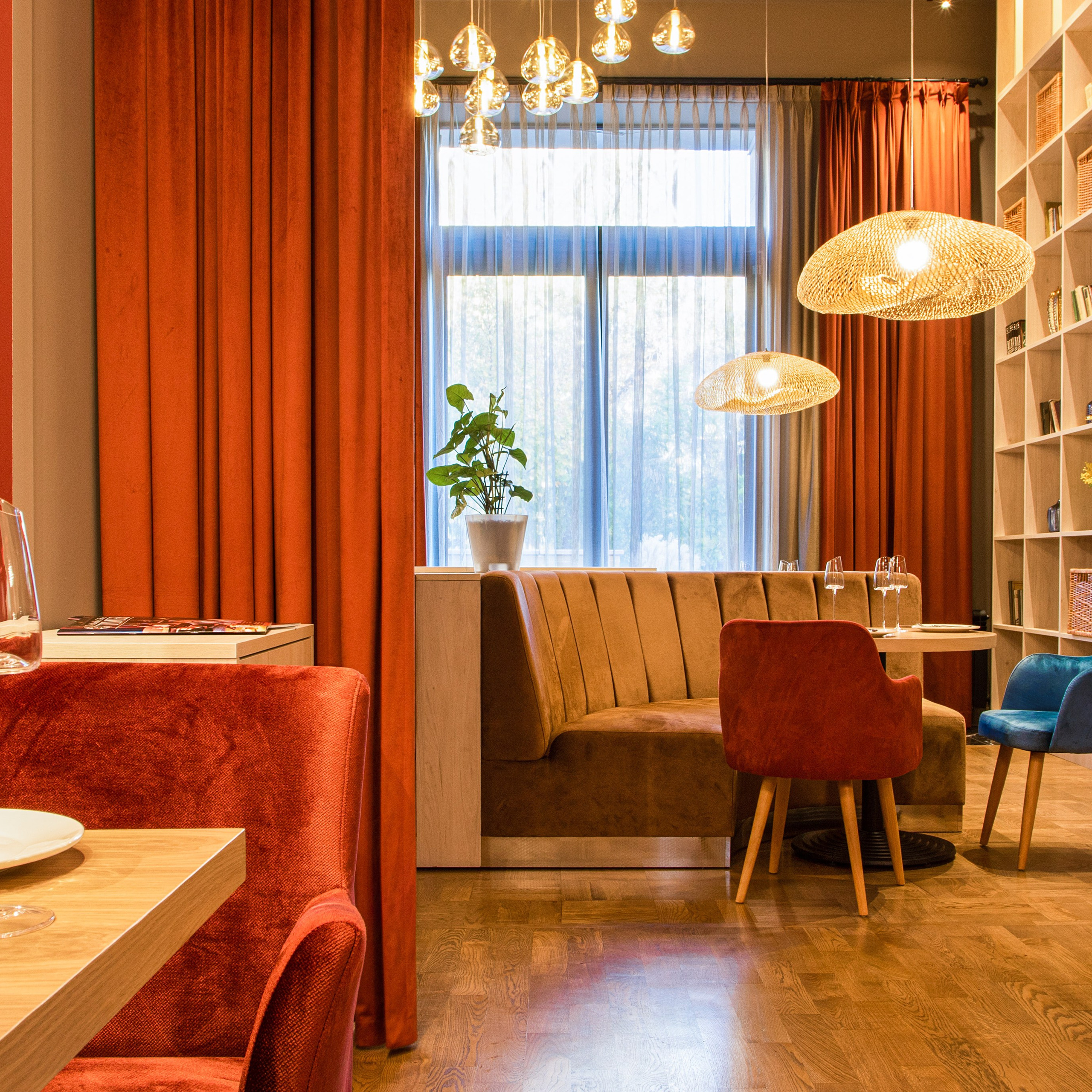 «DOUBLE COFFEE» на Панфилова | Интерьерная съёмка