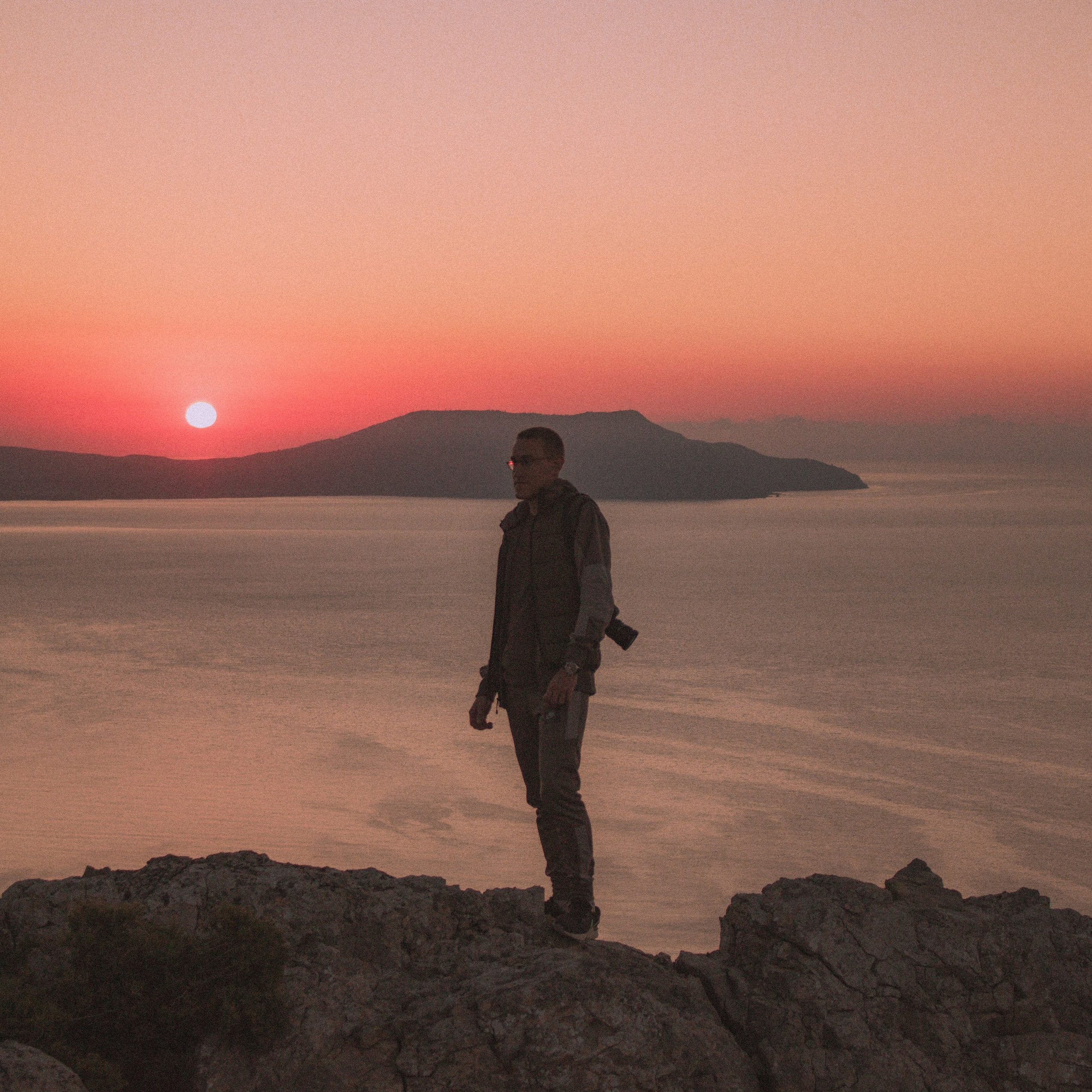 Рассвет на пике Космос. Валерия Вдовина | атмосферные фото-путешествия по Крыму