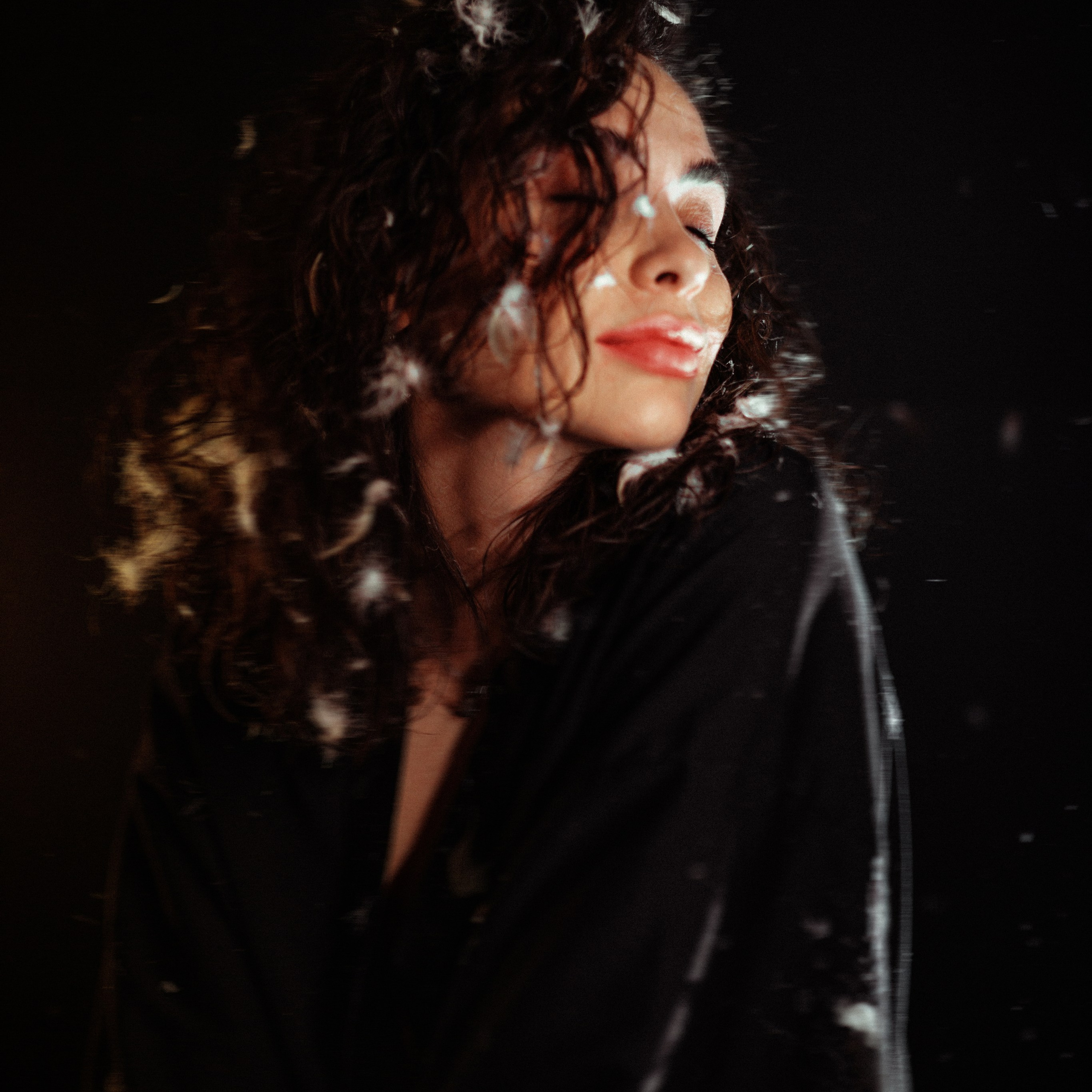 Перья / Оранжерея / Ангел