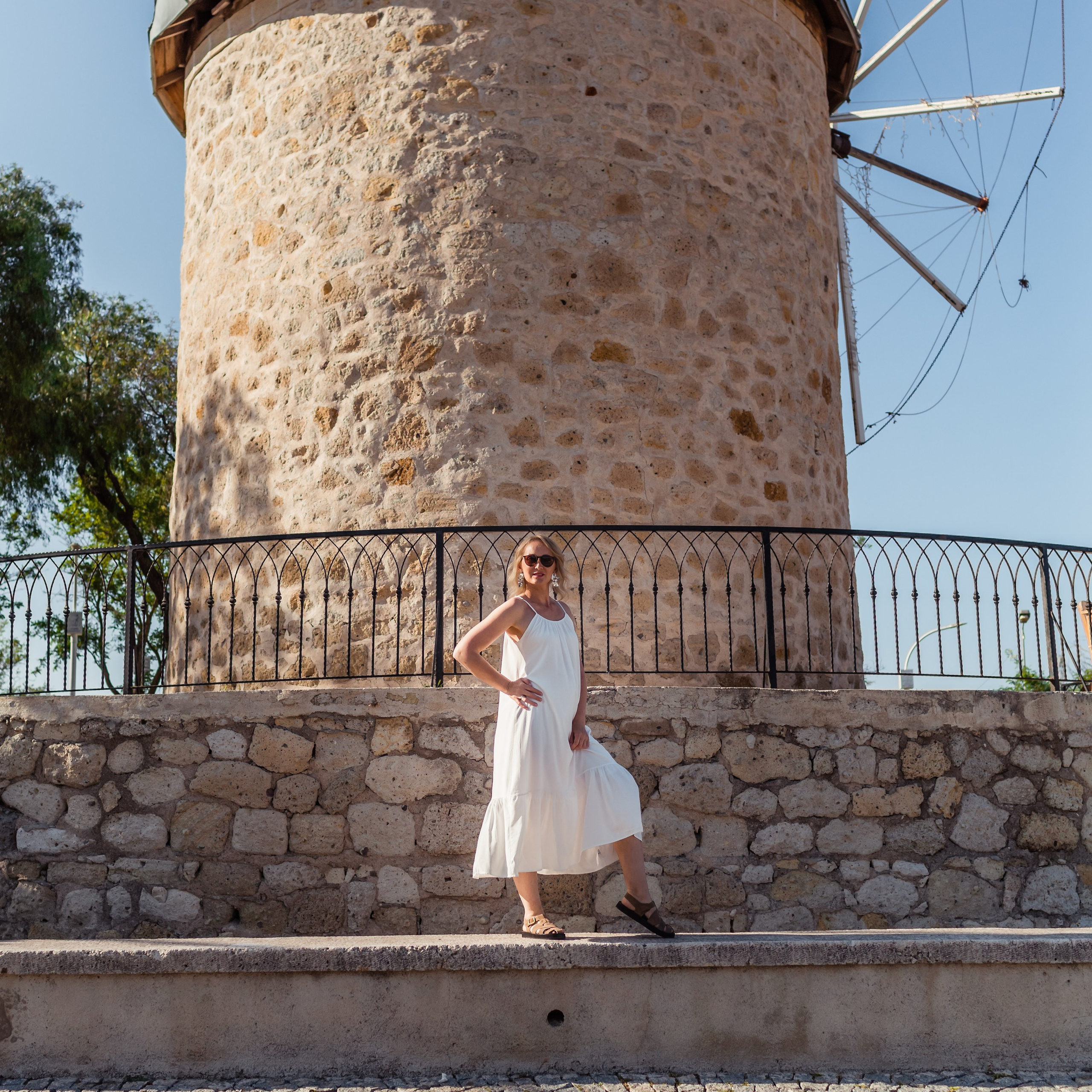 Photo session for tourists in Alacati, Cesme