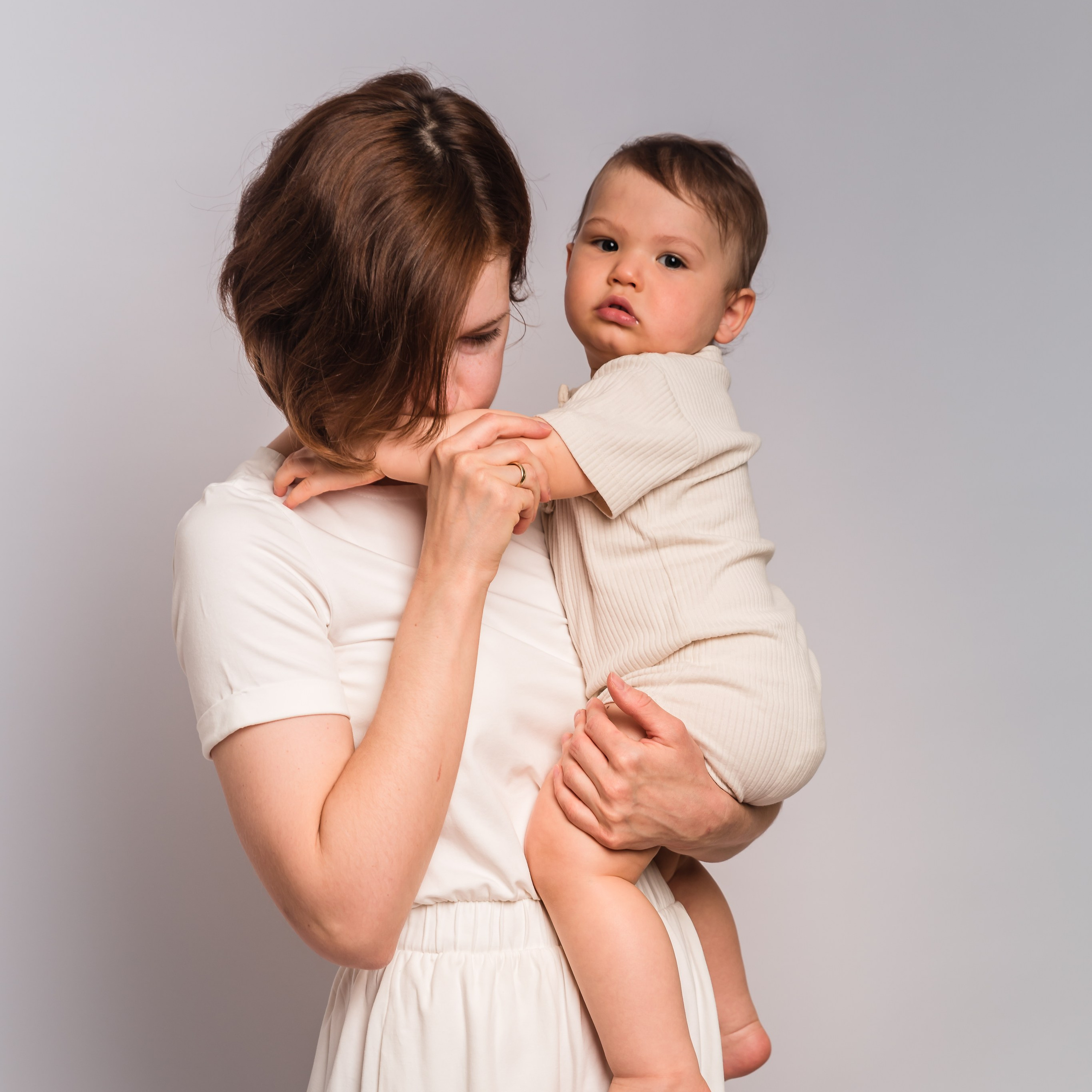 “Сними свою обувь — мы будем ходить босиком…”. Professional family and children’s photographer in Izmir Irina Eron