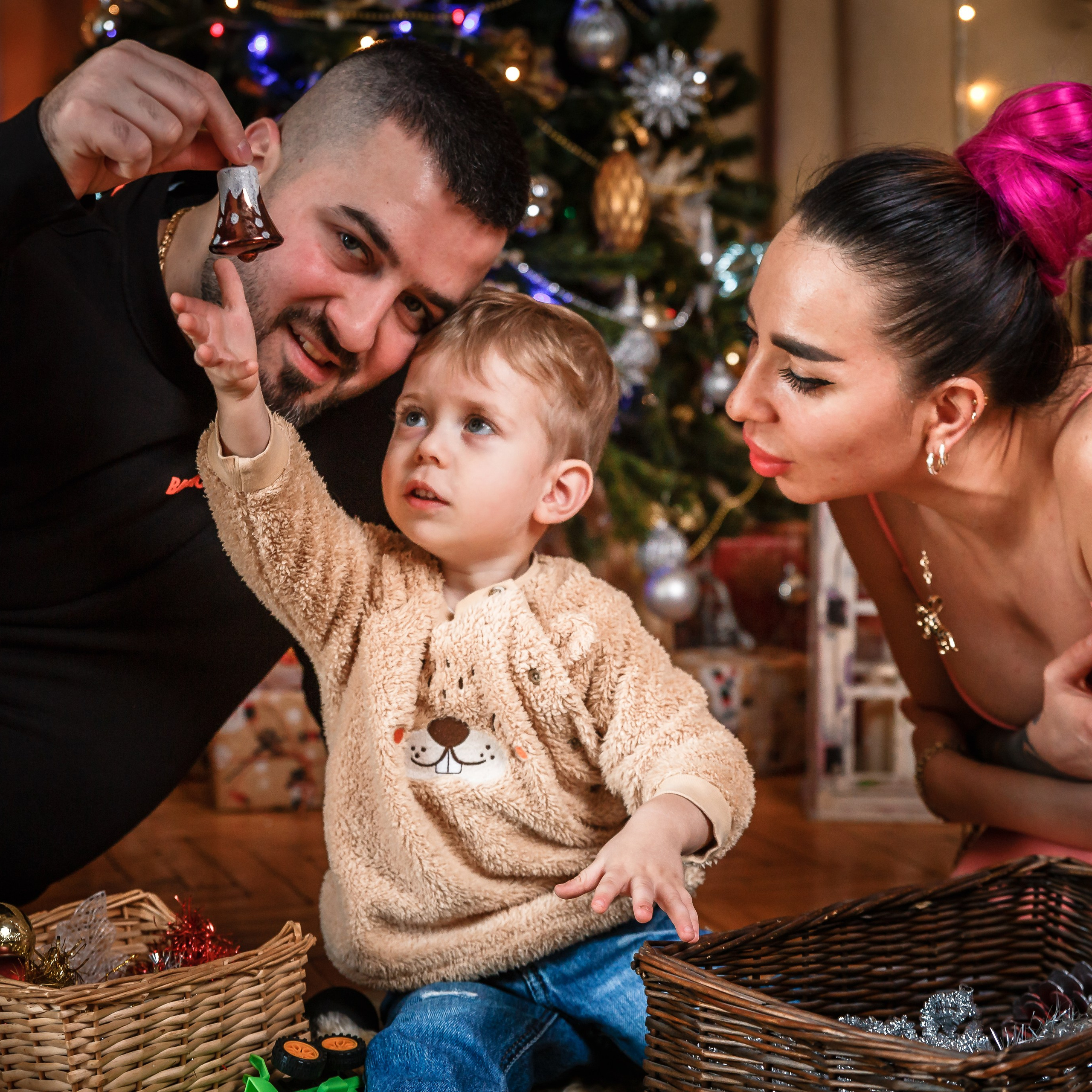 2025 Anna&Miran&Özgür. Professional family and children’s photographer in Izmir Irina Eron