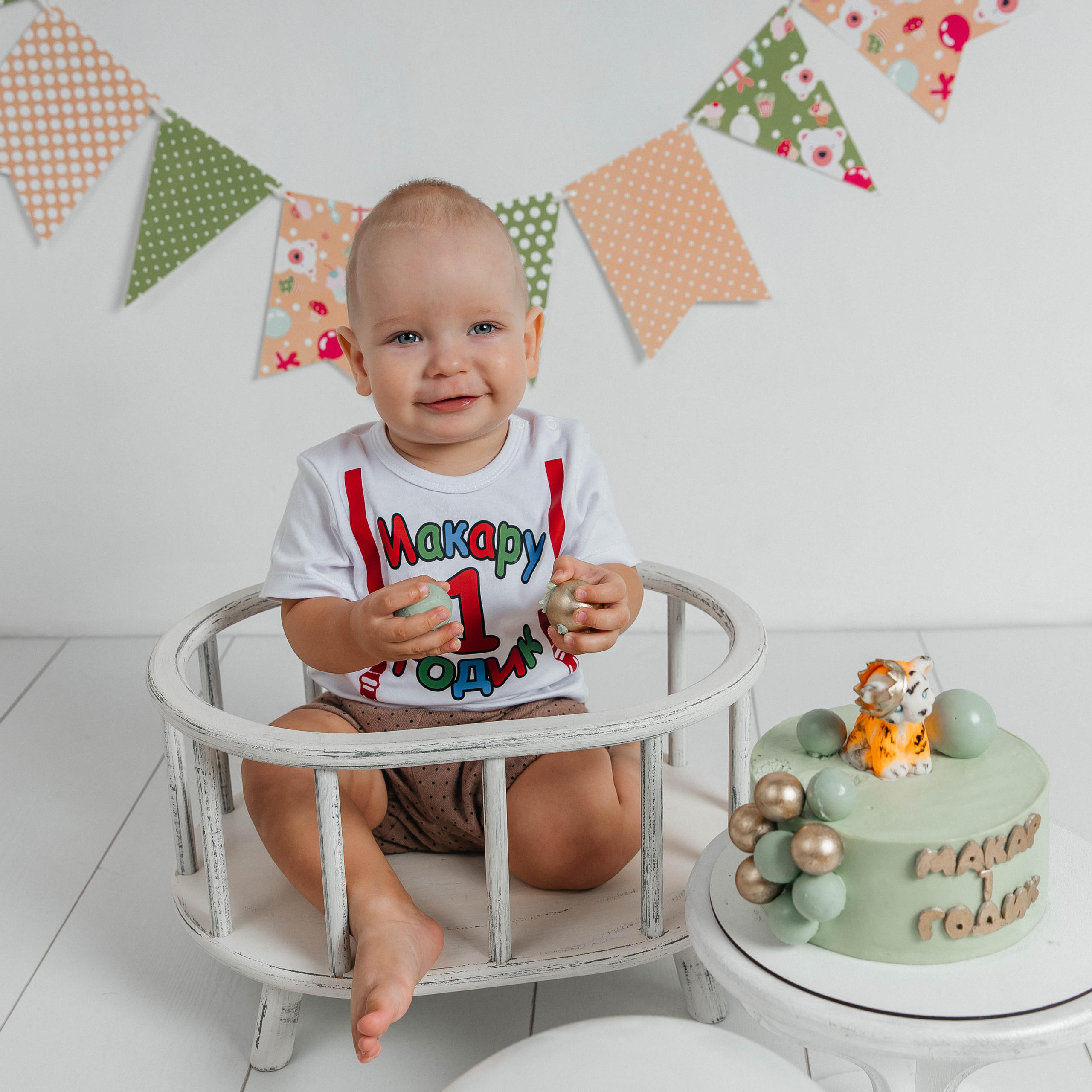 Годовасие. Детский фотограф Сургут Надежда Фриз