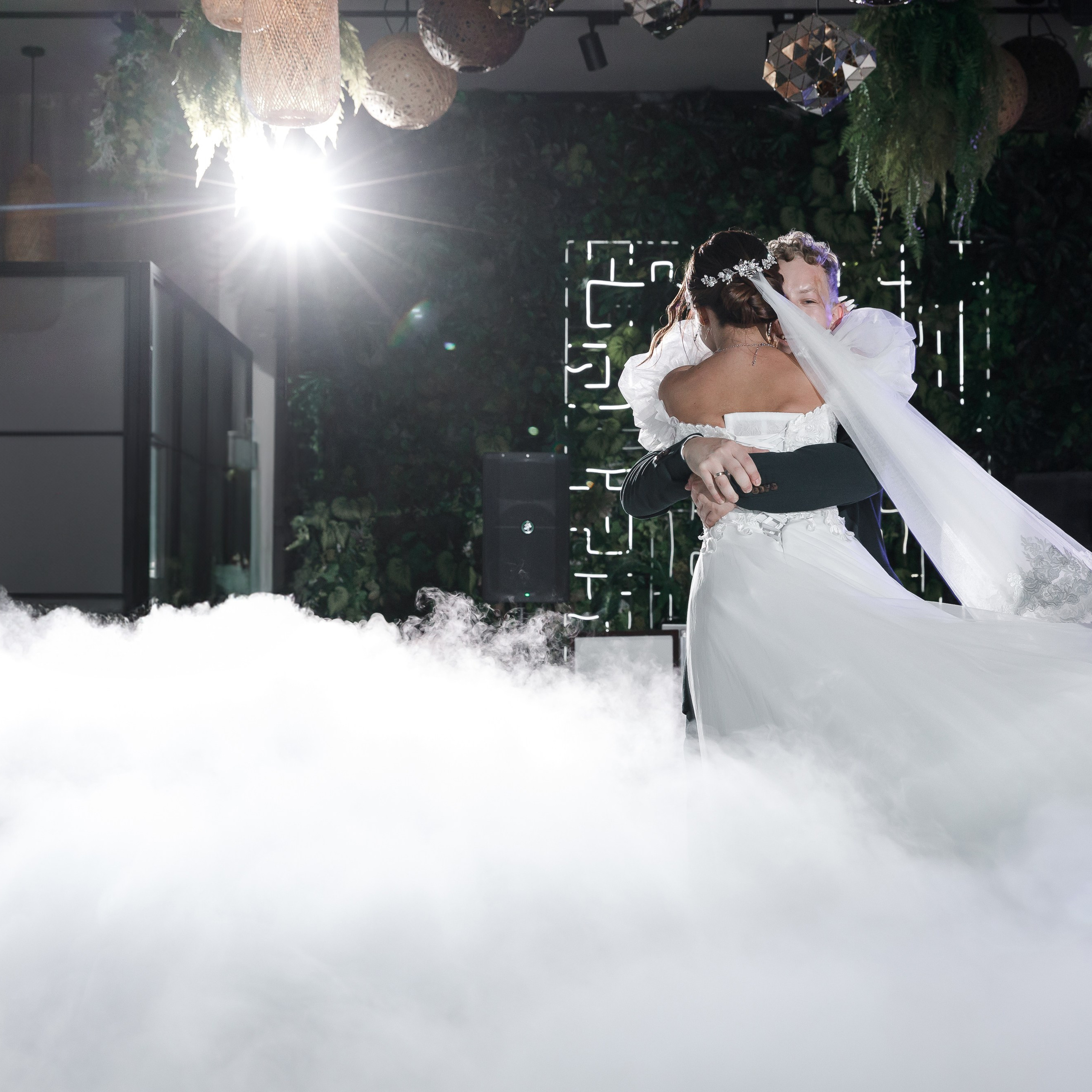 свадьба краснодар, фотограф на свадьбу краснодар, фотограф краснодар, свадебный фотограф краснодар, свадебный фотограф, свадебные фотографии, жених и невеста, свадебная фотосессия, фотограф, свадьба, свадебная прогулка, фотосессия, краснодар, позирование, фотограф анапа, фотограф новороссийск, фотограф сочи, анапа, сочи, майкоп, свадьба москва, москва, фотограф москва, свадебная фотосессия москва, фотосъемка москва, свадьба у моря, дом у моря, морская свадьба, Геленджик, Кабардинка, море, Черное море, Анапа, Краснодар, Краснодарский край, парк Краснодар, парк Галицкого