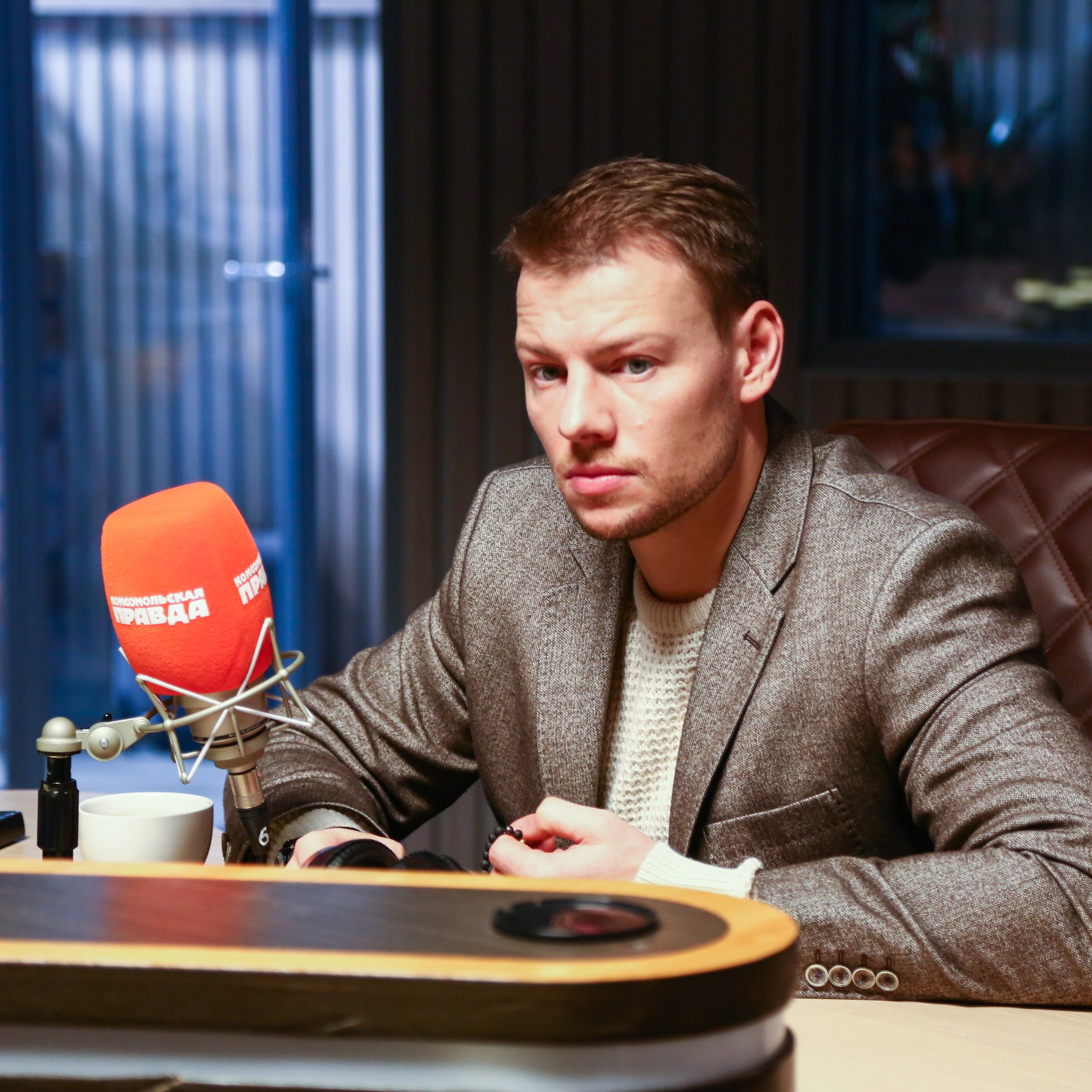 Съемки сериала `Без рук`.