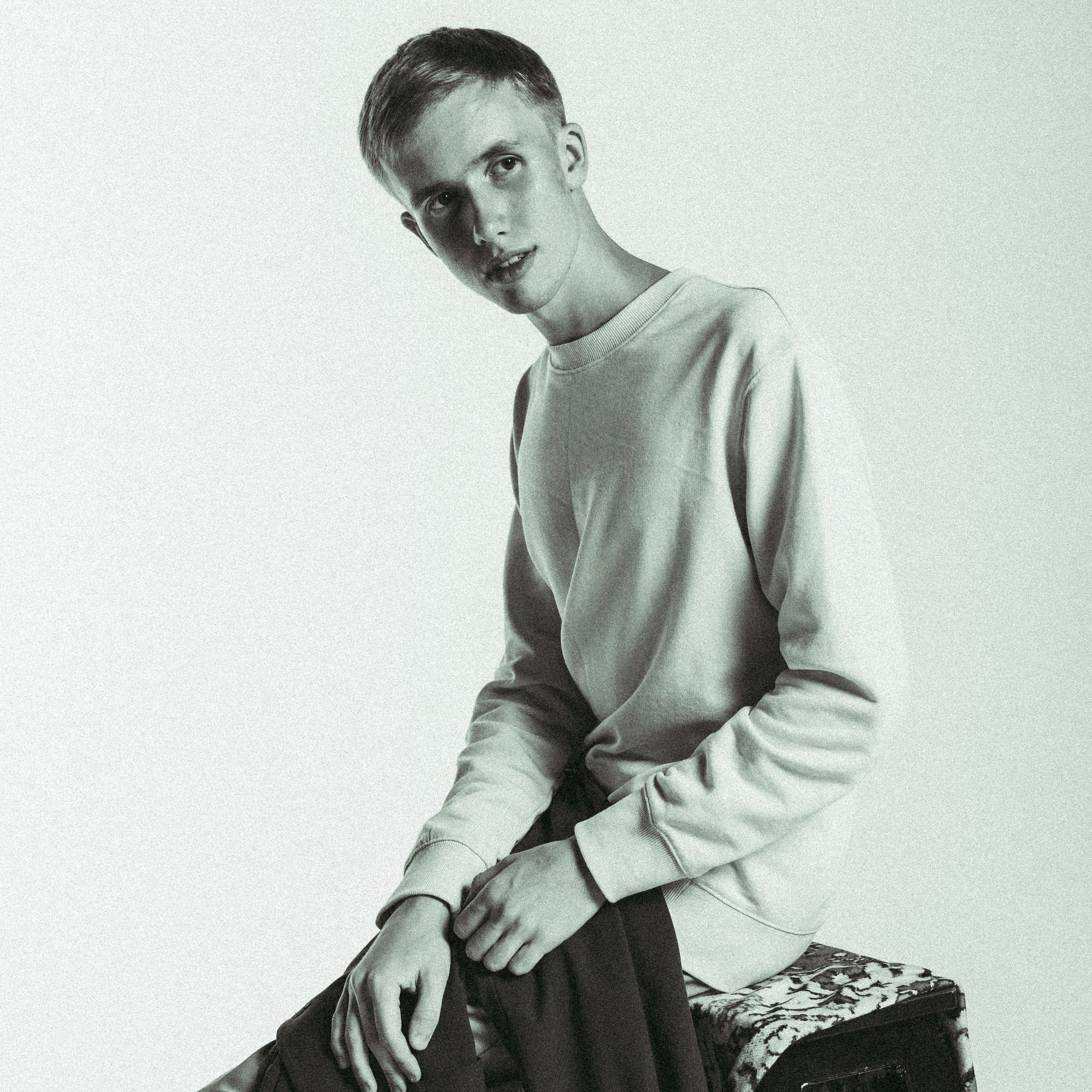 Творческая студийная фотосессия с ковром. Фотограф и видеограф во Владивостоке Анна Шиманская