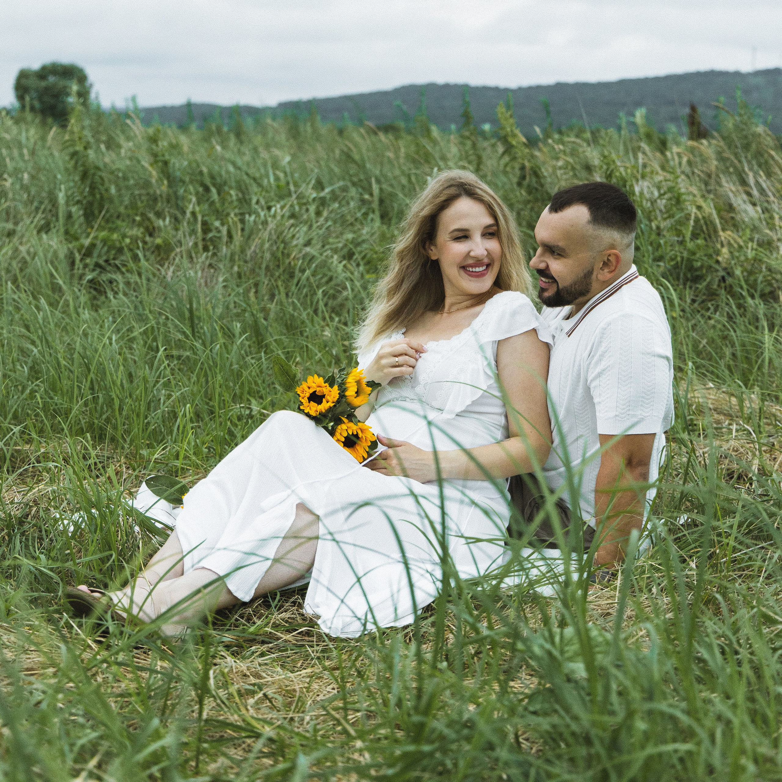Lovestory, беременная фотосессия, фотосессия в поле Владивосток. Фотограф и видеограф во Владивостоке Анна Шиманская