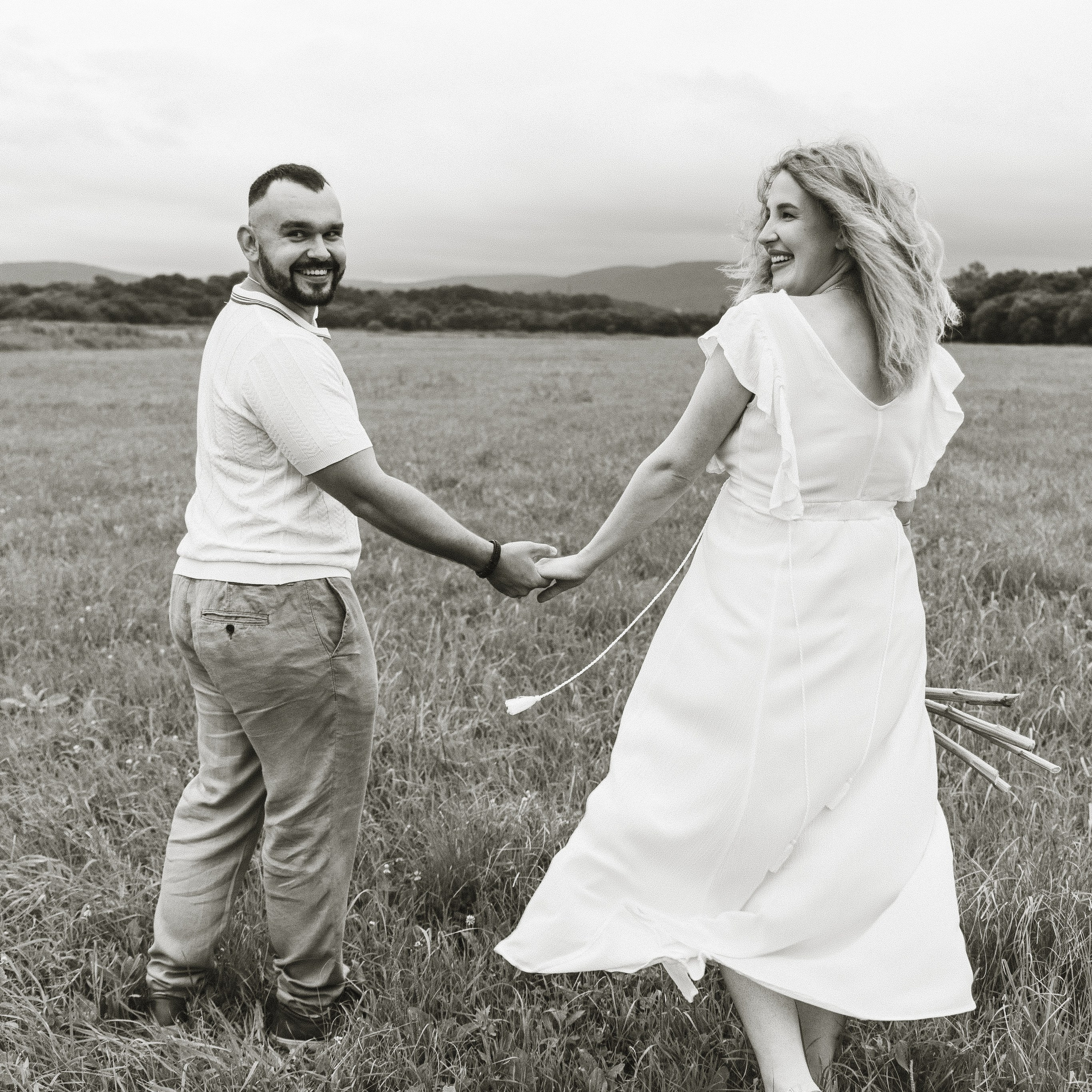 Lovestory, беременная фотосессия, фотосессия в поле Владивосток. Фотограф и видеограф во Владивостоке Анна Шиманская