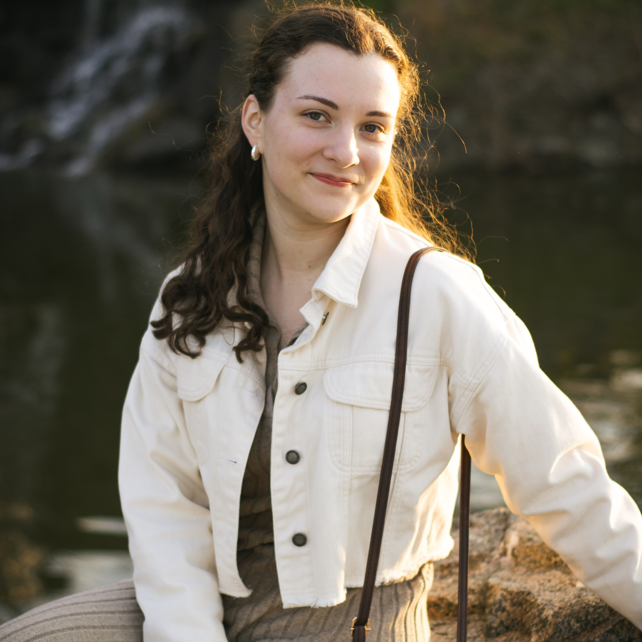 Прогулочная фотосессия на острове на территории ДВФУ. Фотограф и видеограф во Владивостоке Анна Шиманская