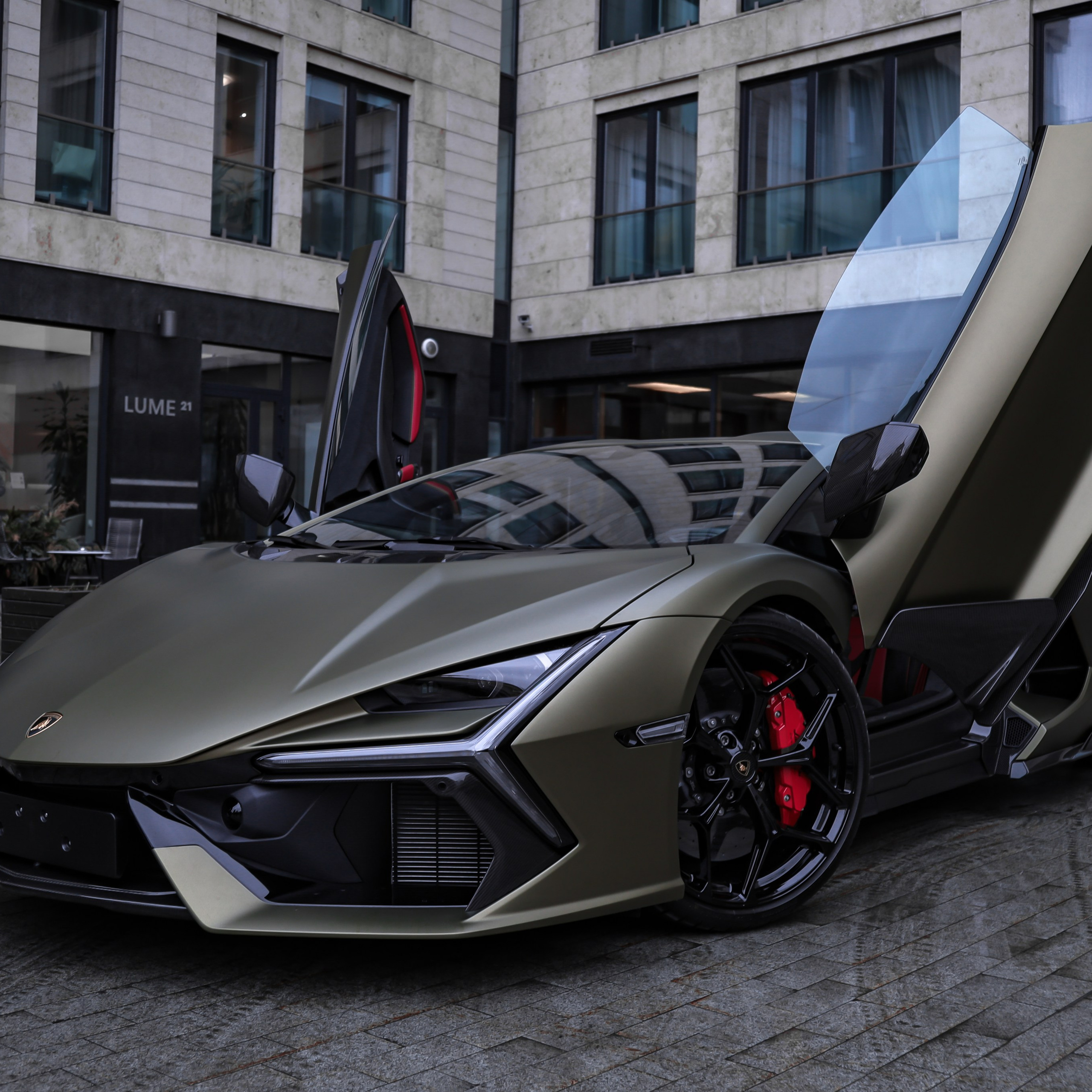 Feedback. Mixturecaptures