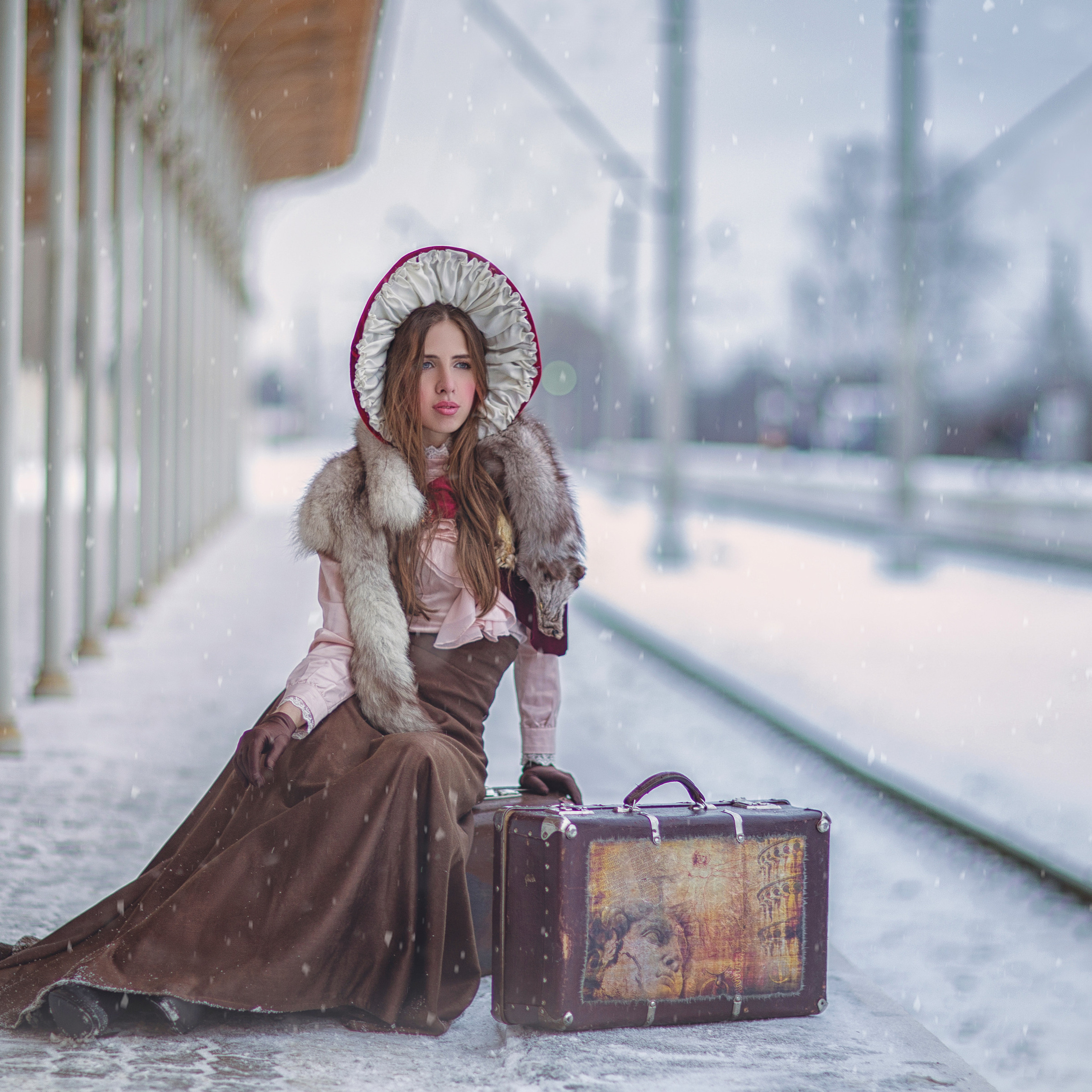 Фотограф Мыльников Павел,снимаю портреты в СПб и также возможен выезд в другие города. https://mylnikov-paul.com/