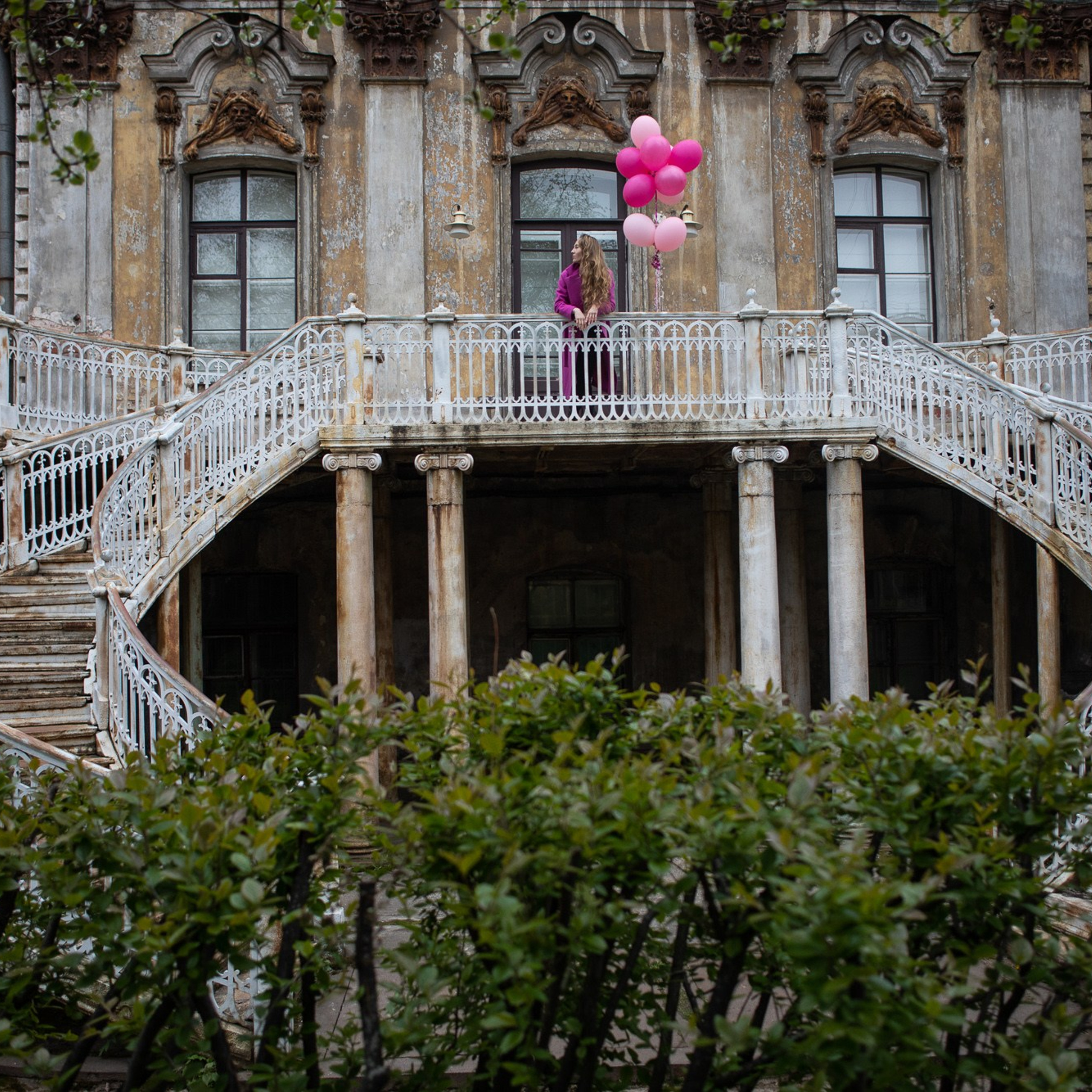 Марина и лестница особняка Демидовых