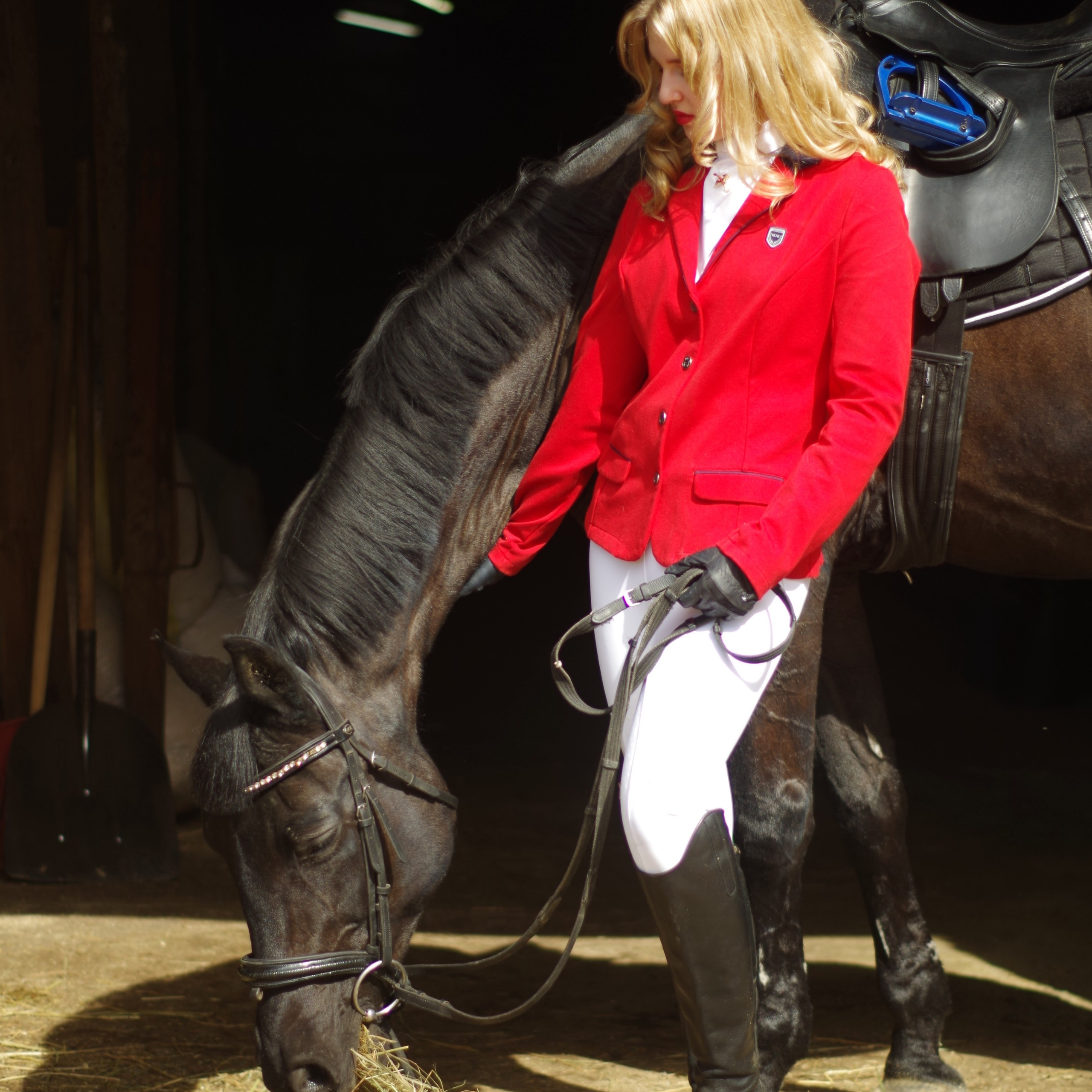 Surer Sexy Sport: верховая езда