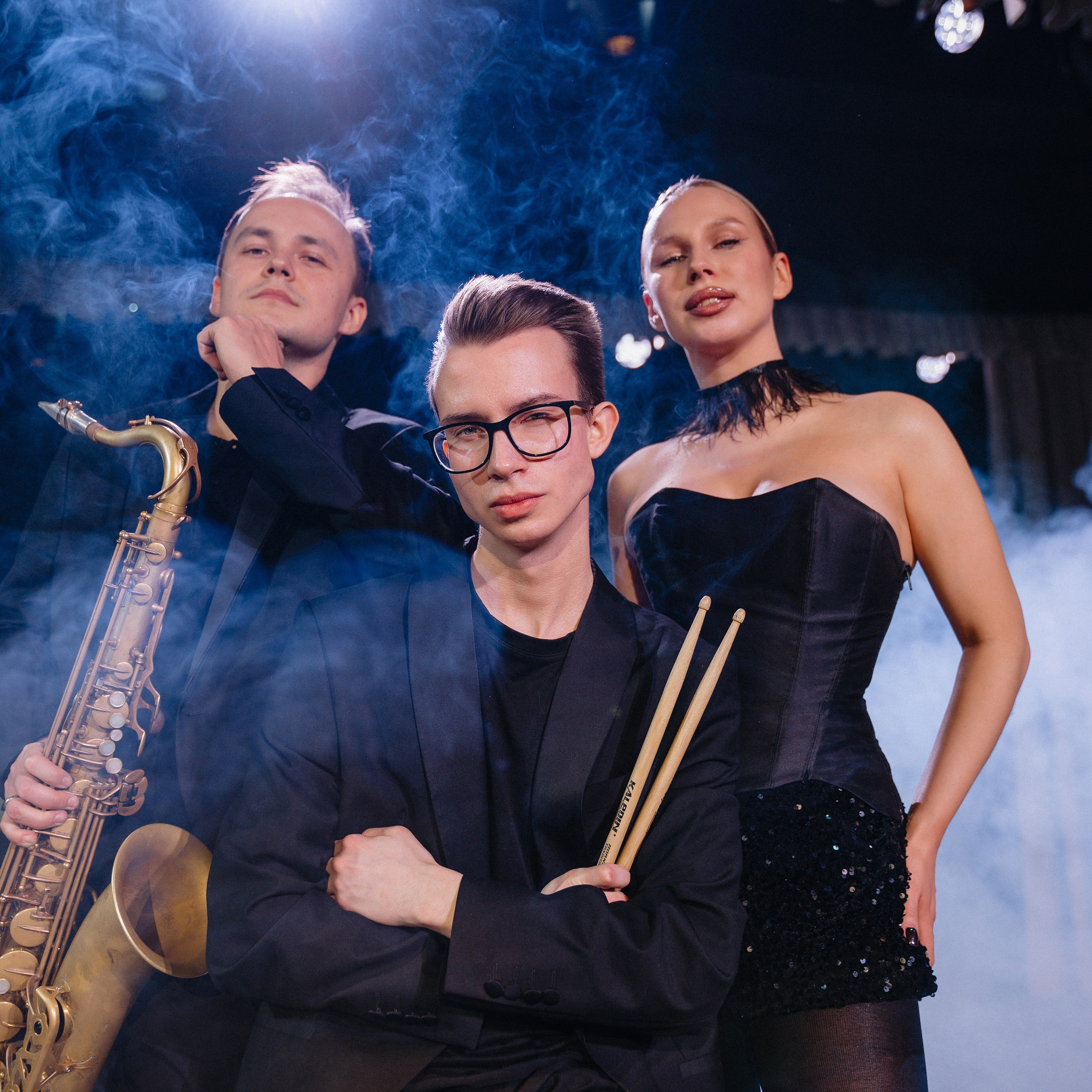 Костюмы Швейцария. Just Brass