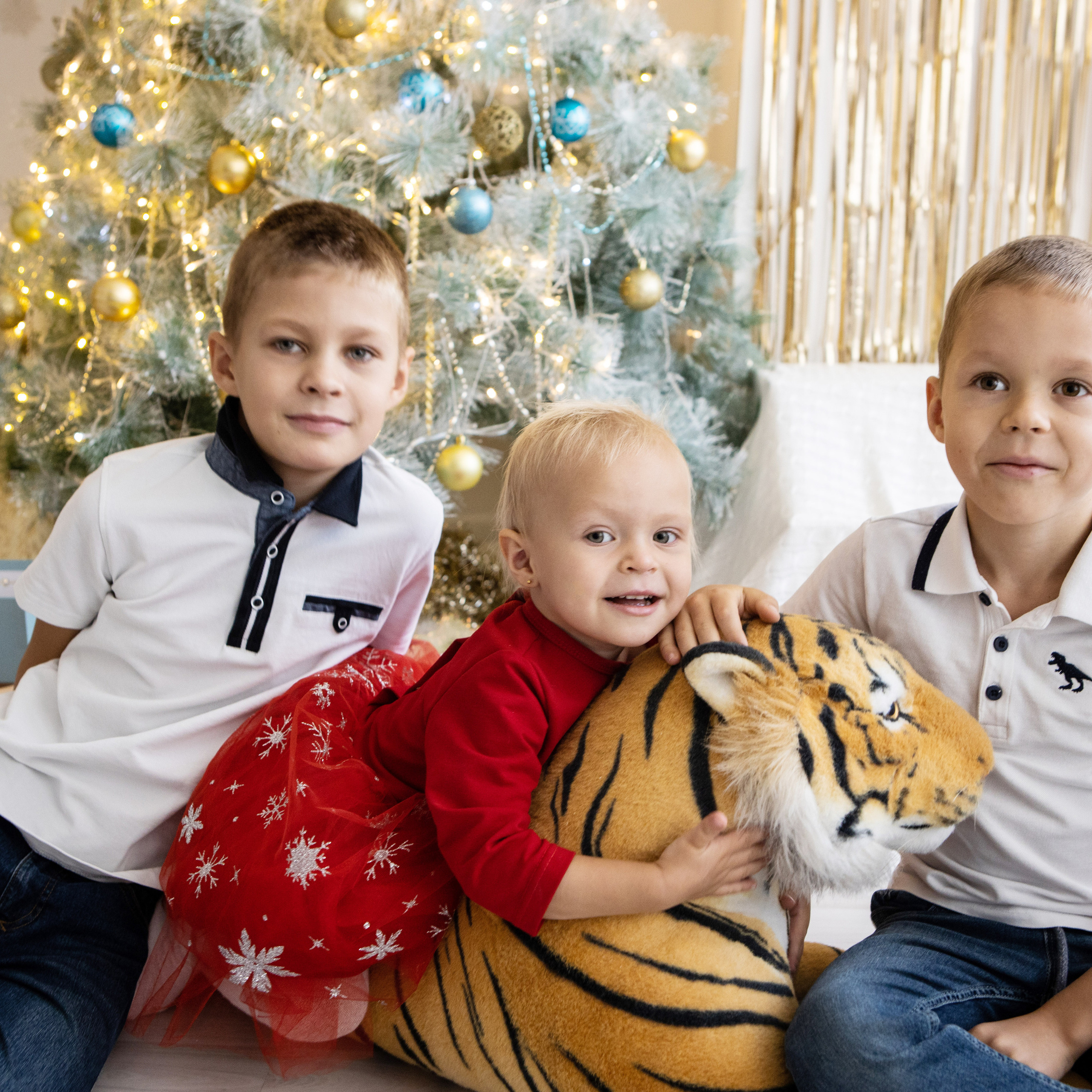 Трое под новый год.