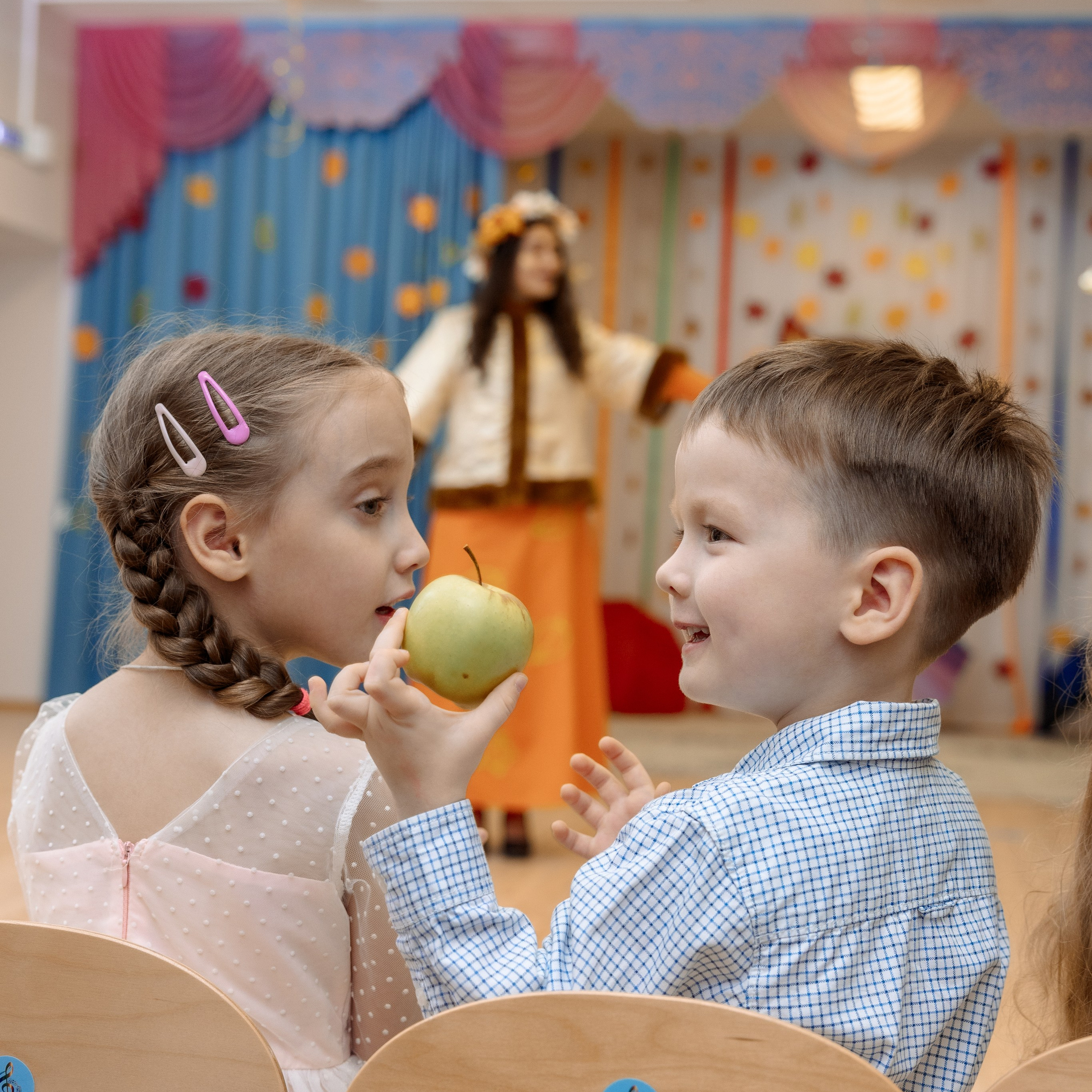 Дс 15 Утренник (осень)