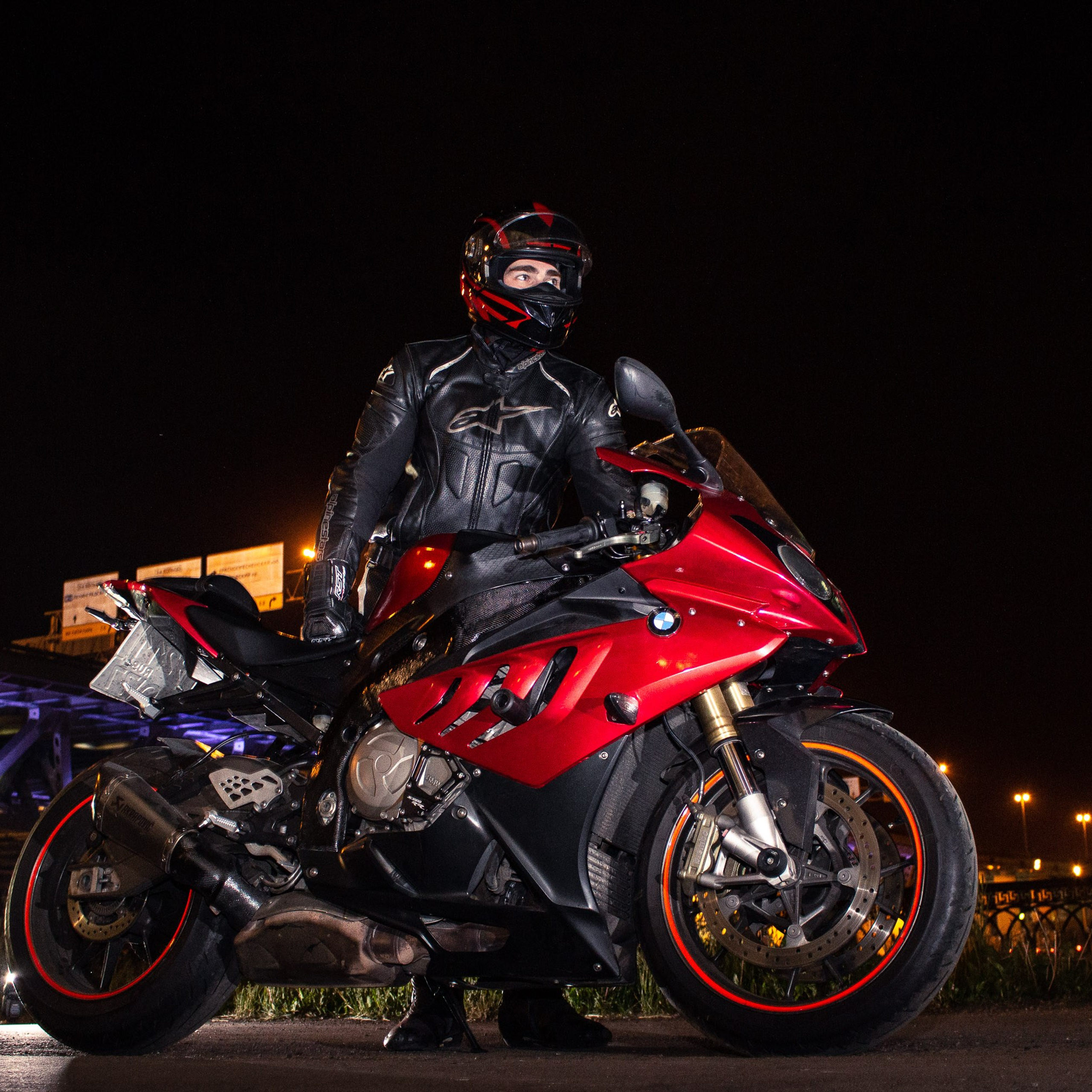 Уличные. Видеограф Добромыслов