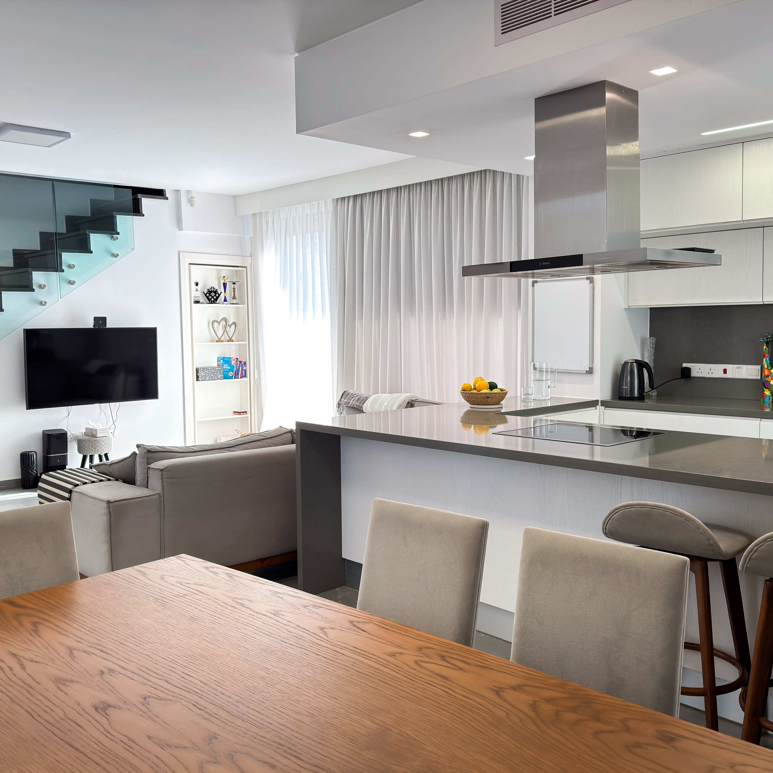 Агенство Недвижимости. Видеограф Добромыслов