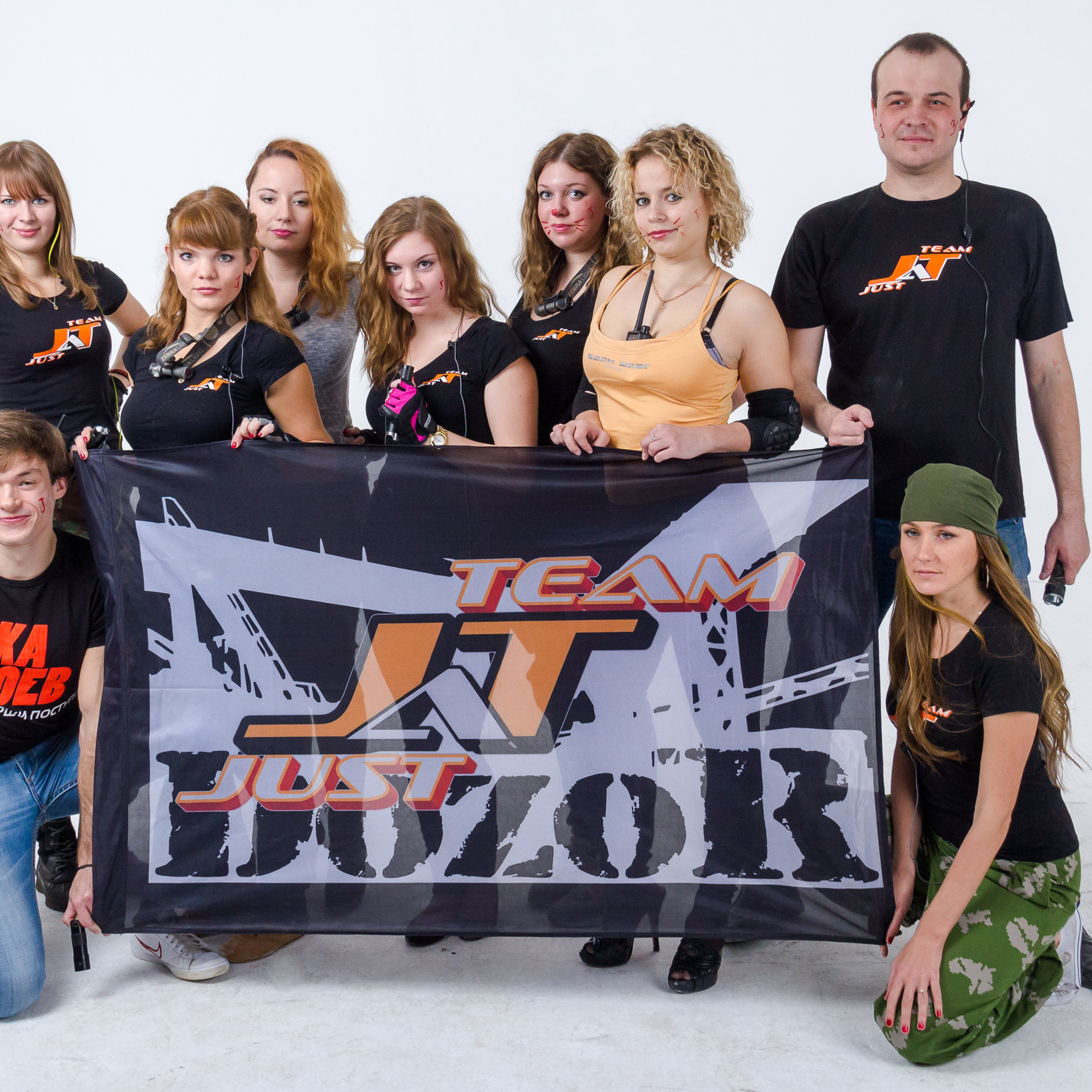 Портреты групповые. Видеограф Добромыслов