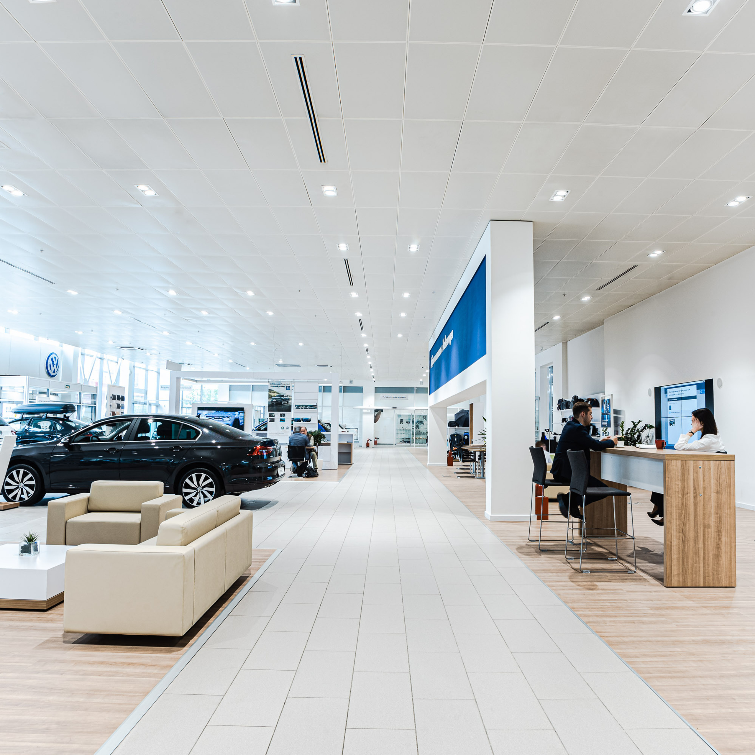 Салон VolksWagen. Видеограф Добромыслов