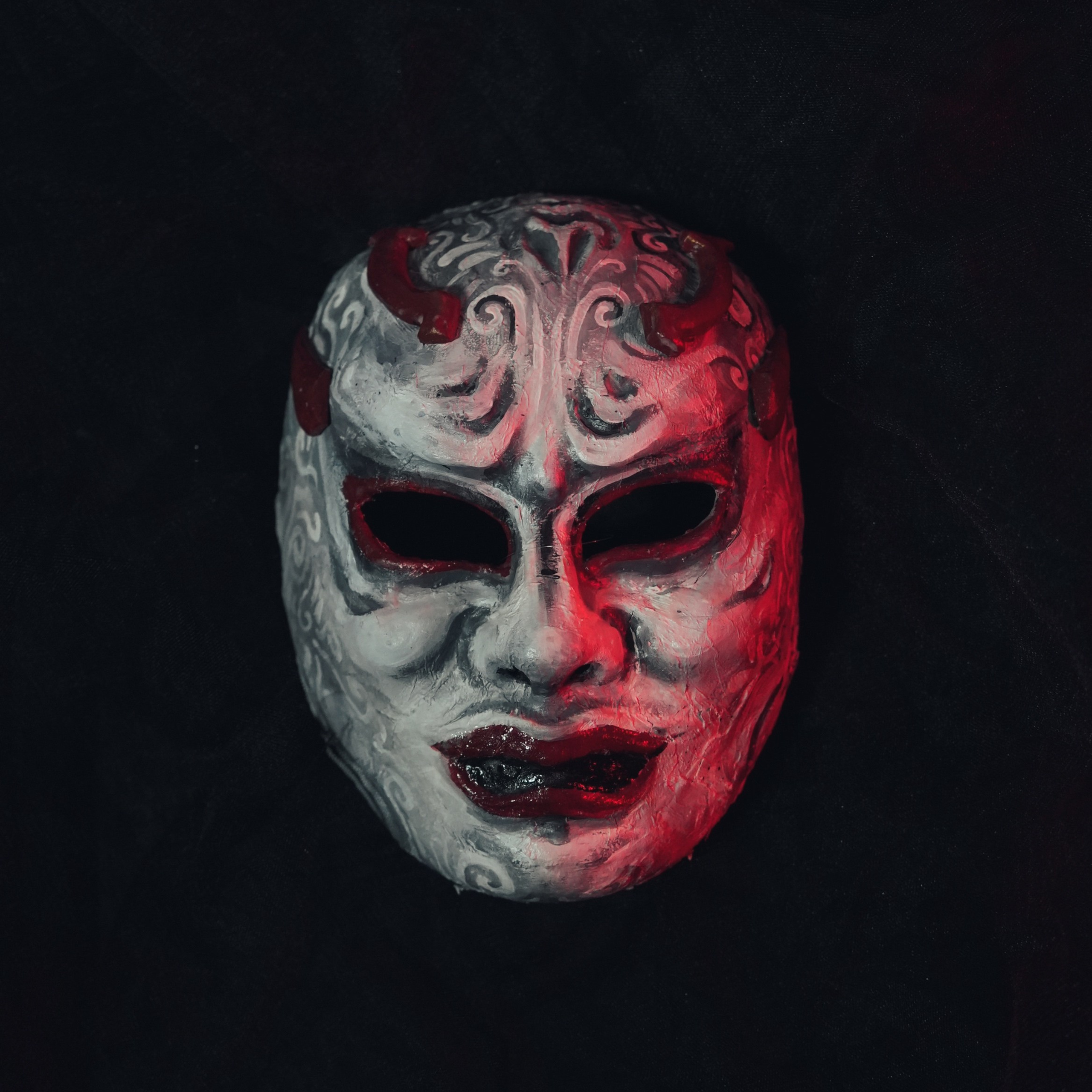 Японская мужская маска. 