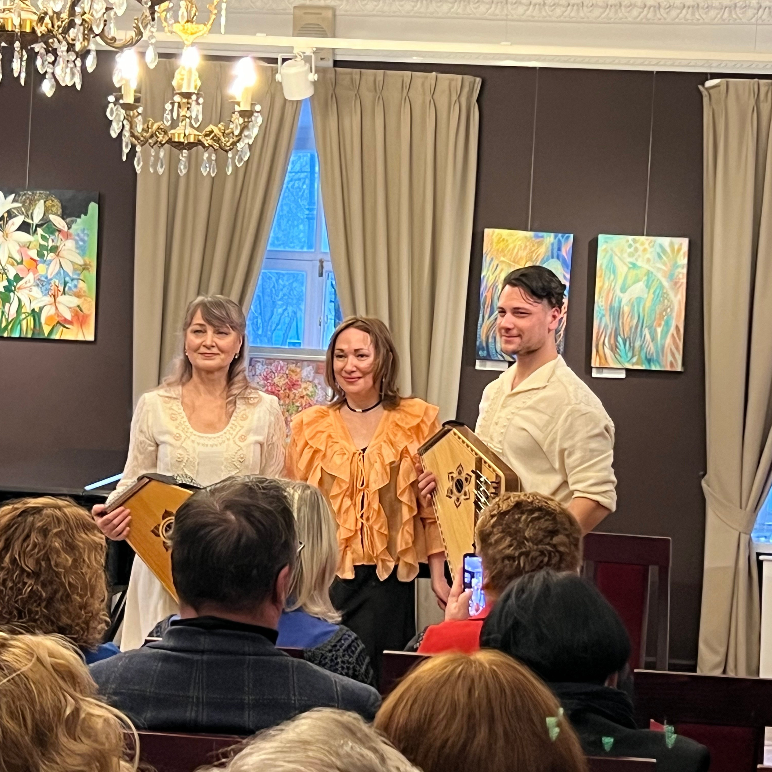 Отзывы. Художественные выставки. Яркие открытия