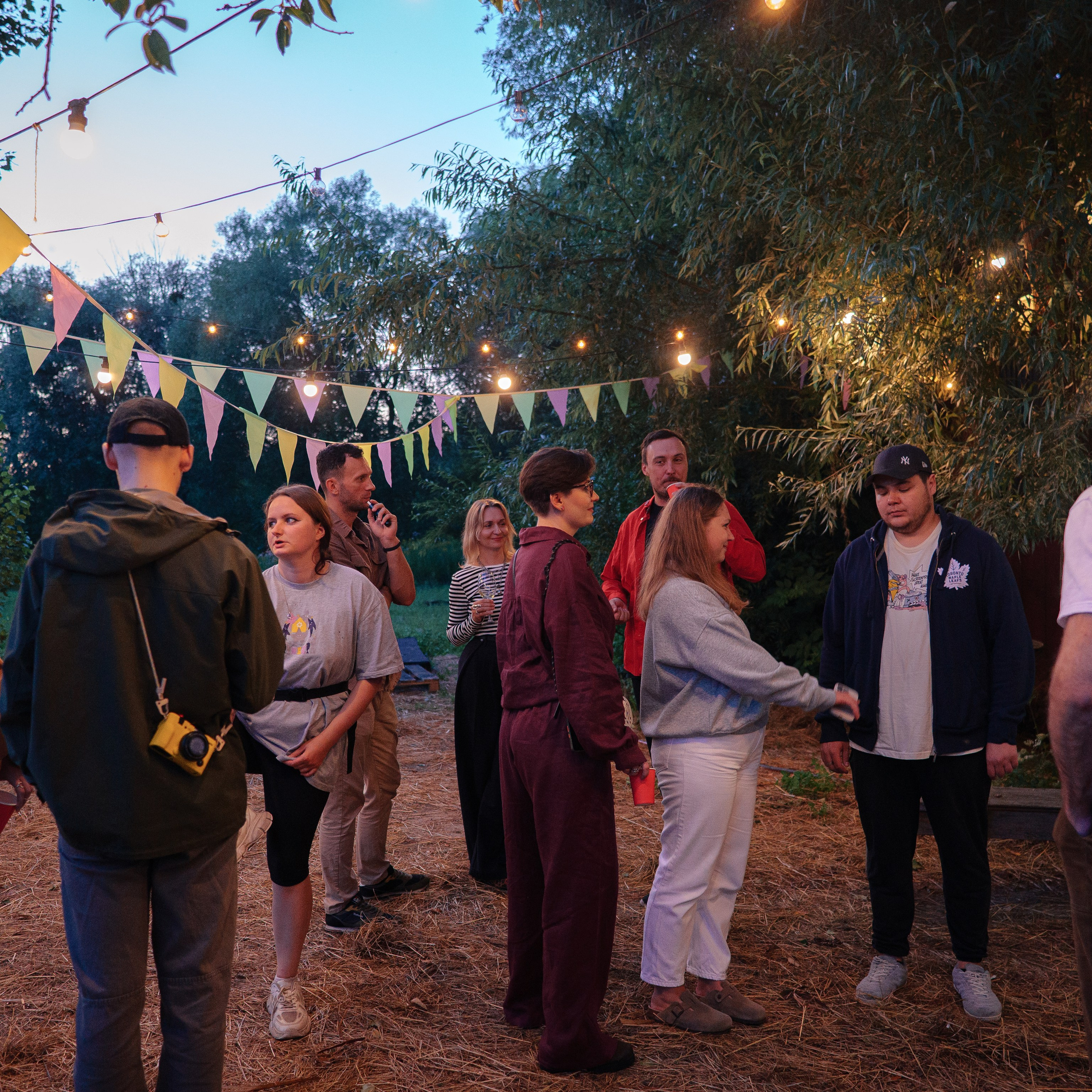 עבודתי בתערוכה “קרוב יותר” בגלריה “בארן” (קלינינגרד). צלם ואמן ילדים ומשפחה