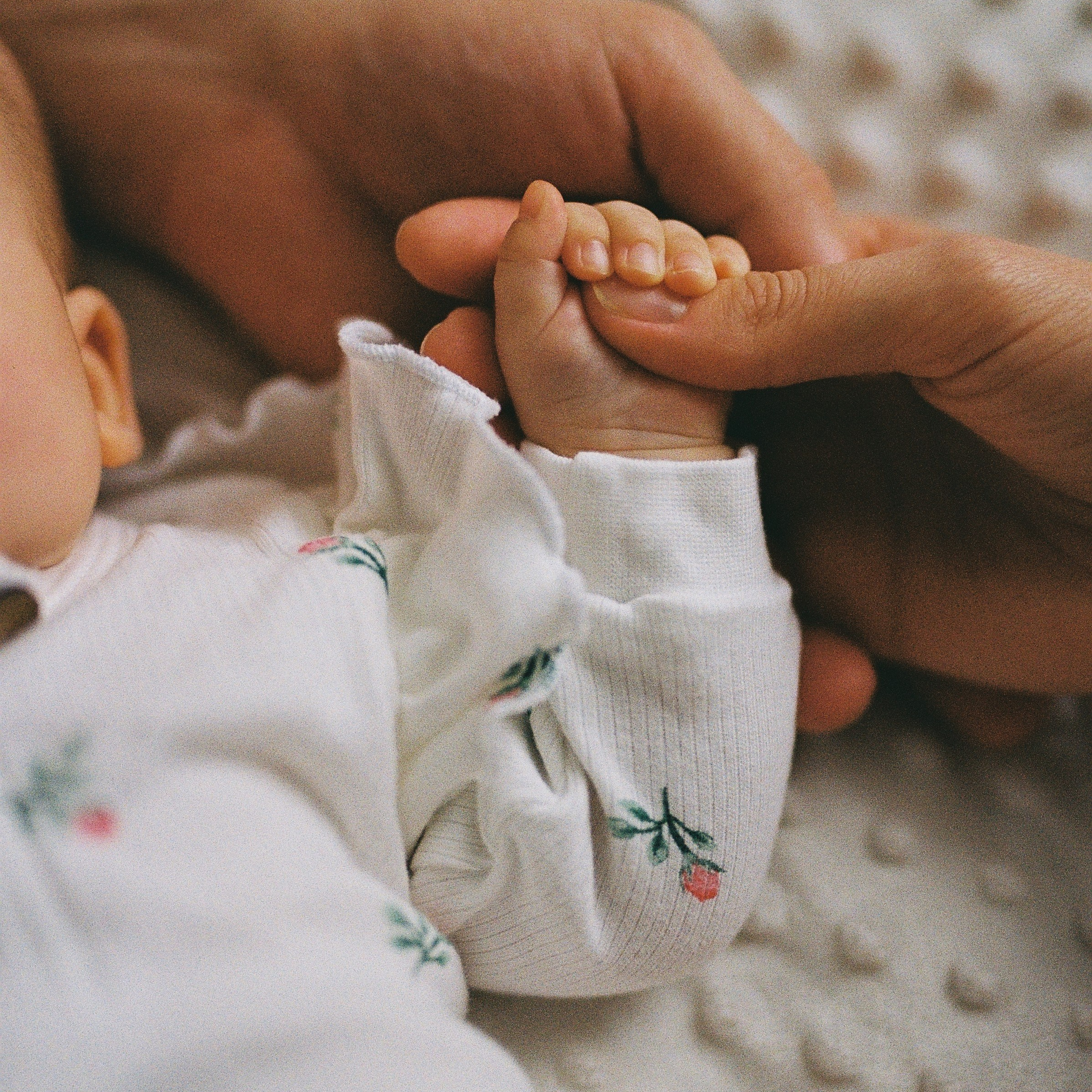 Галина, Денис и их дочка (35 мм)