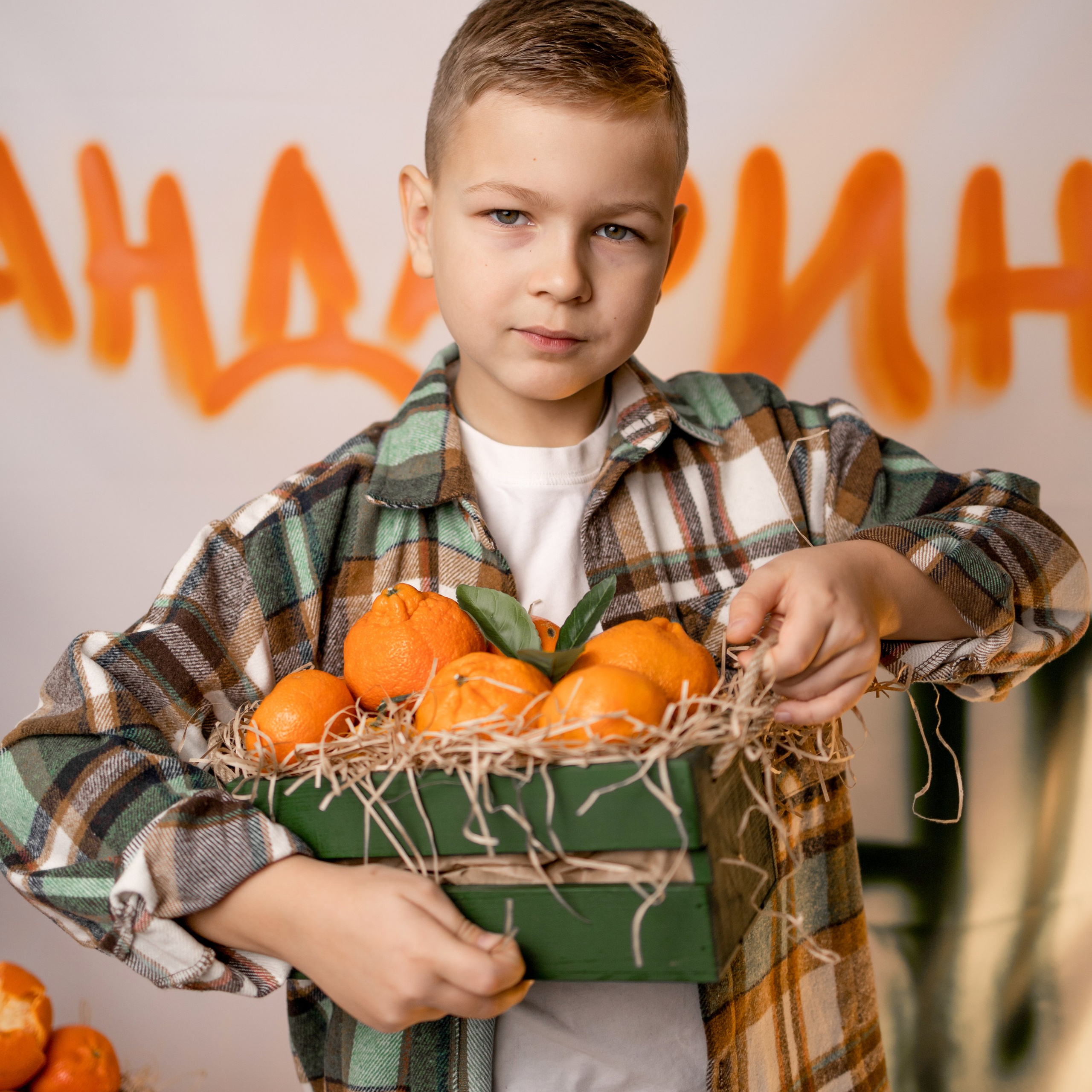 Марк и мандарины