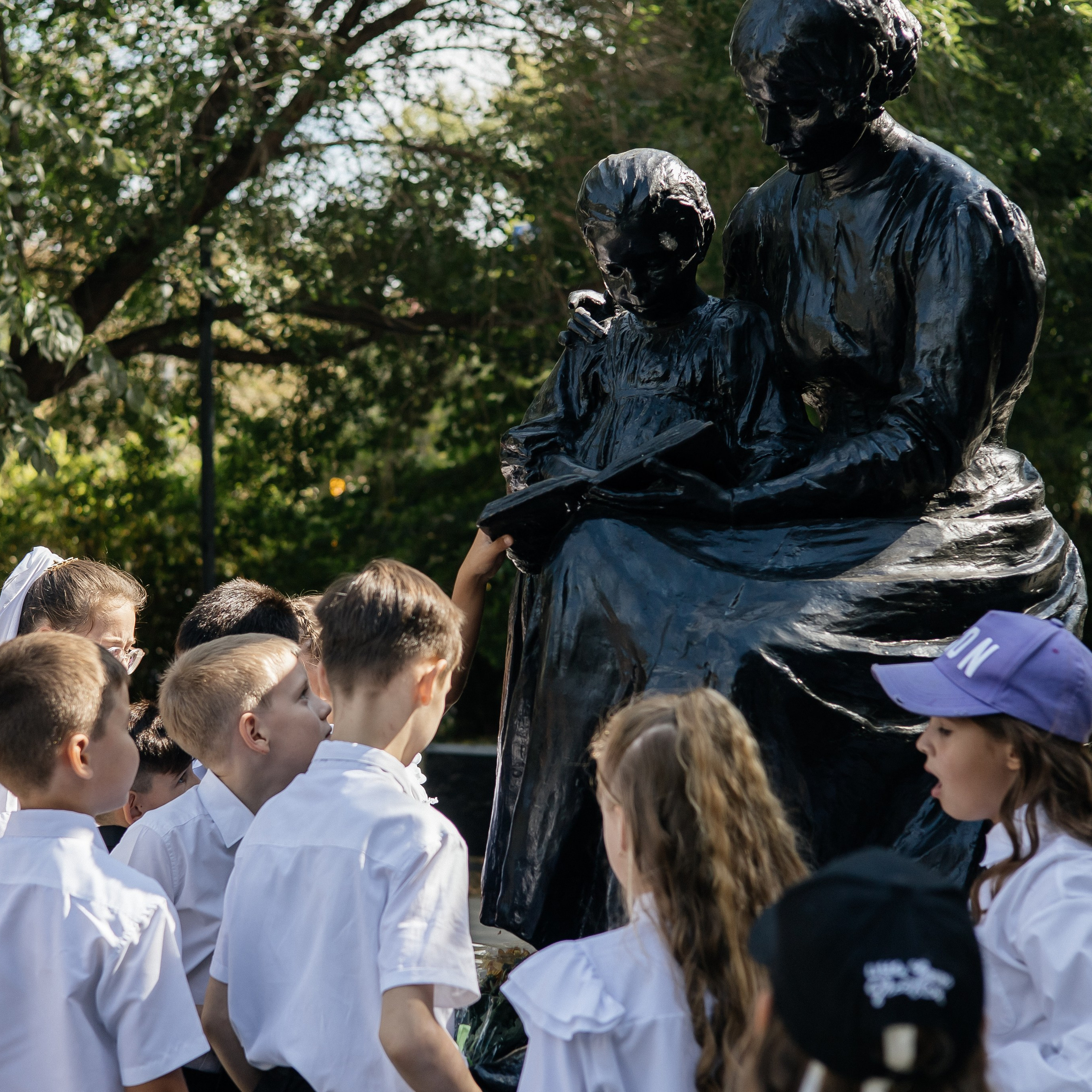 Снова в школу!. Выпускные альбомы Саратов Энгельс фотограф Титова Ирина