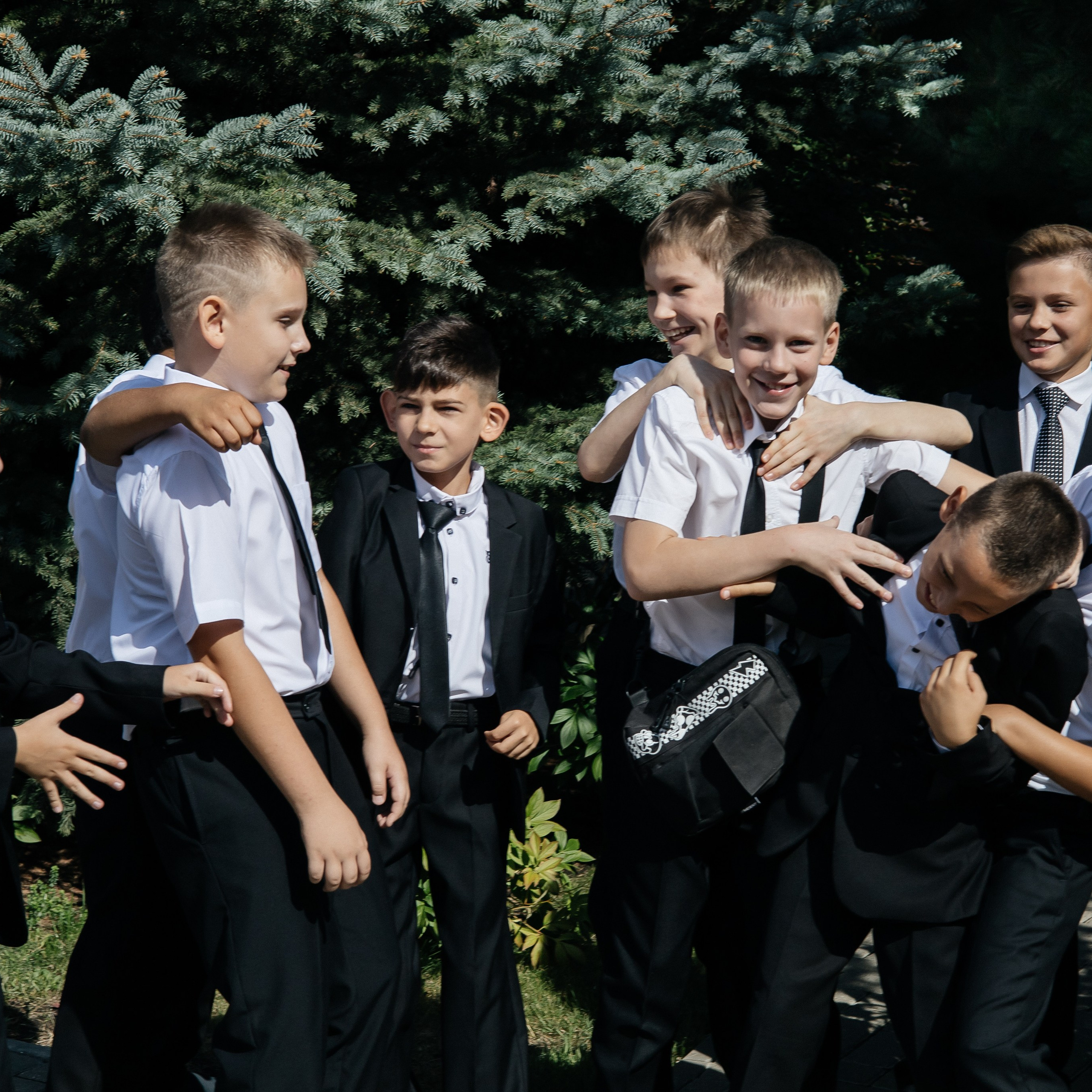 Снова в школу!. Выпускные альбомы Саратов Энгельс фотограф Титова Ирина