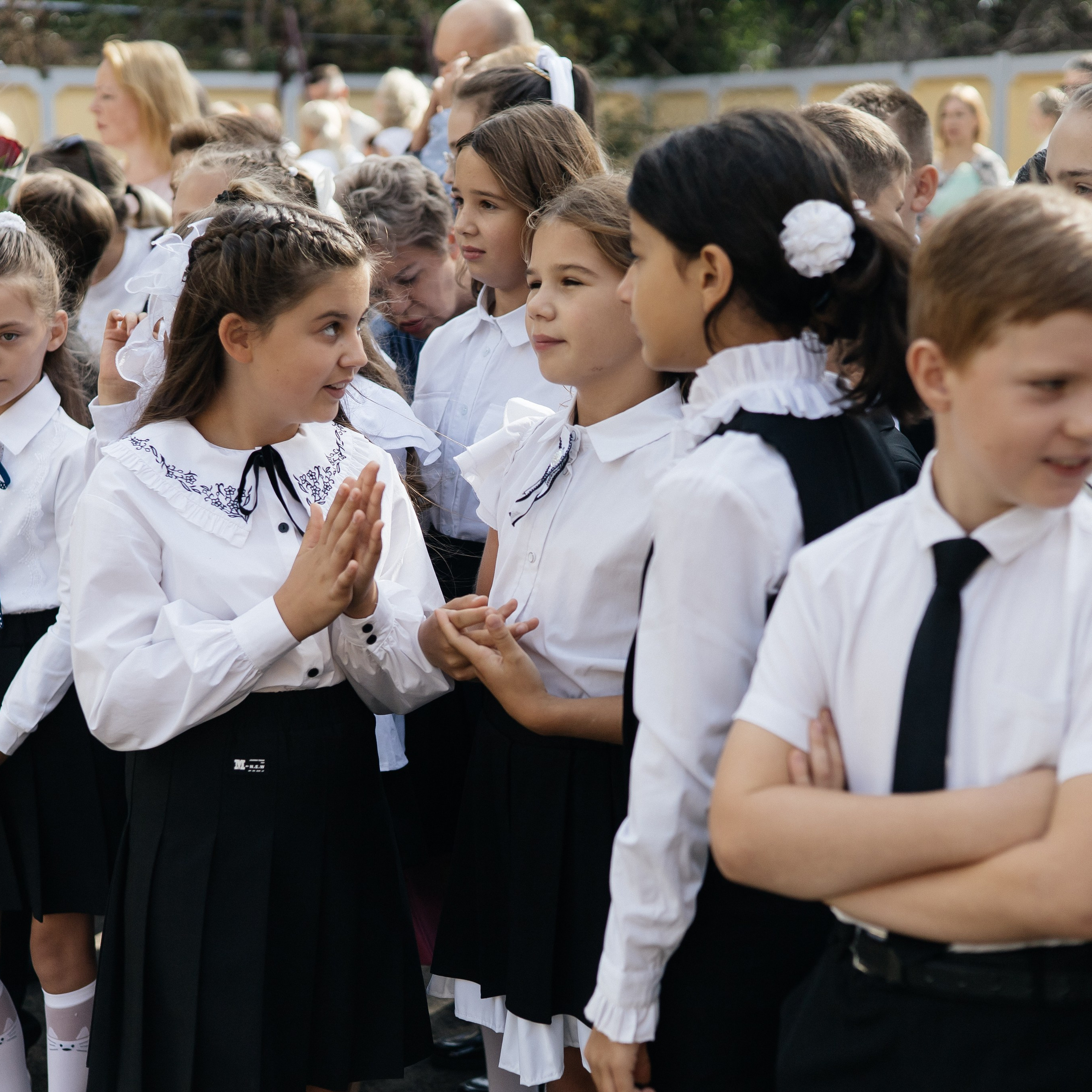 Снова в школу!. Выпускные альбомы Саратов Энгельс фотограф Титова Ирина