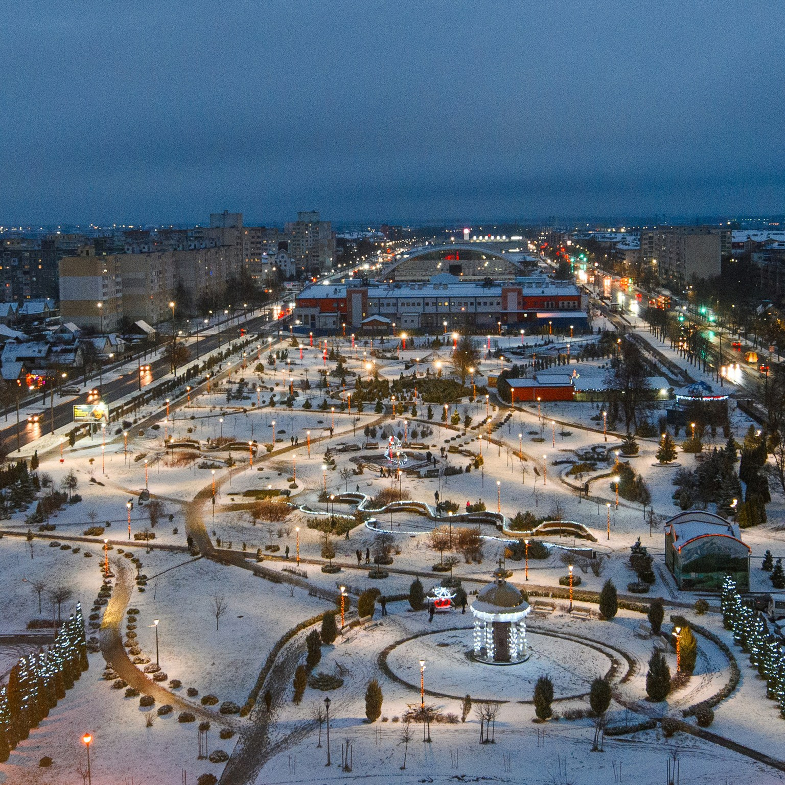 Новогодние украшения 2026