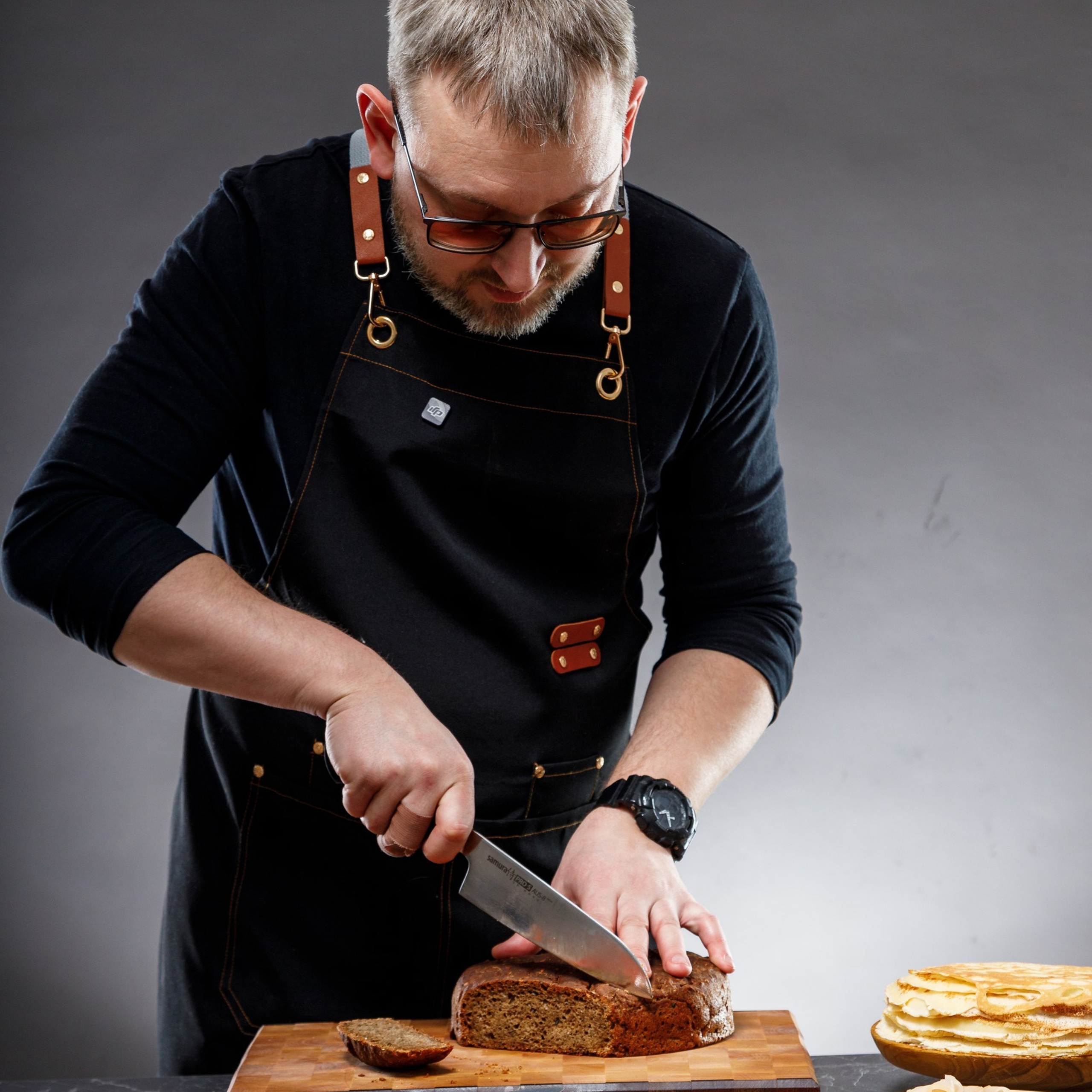 Деловая и индивидуальная фотосессия. Студия коммерческой съемки ХВОЯ