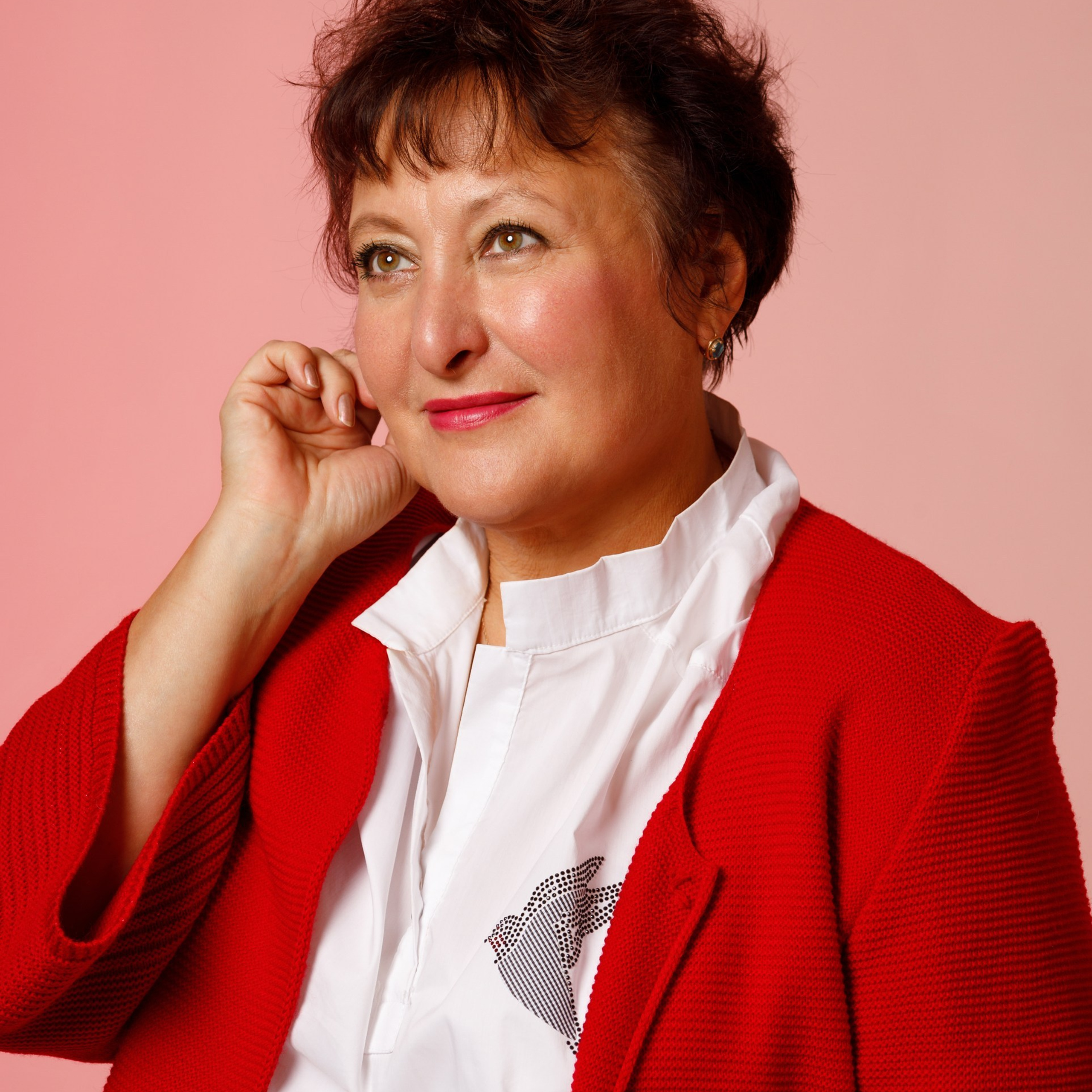 Деловая и индивидуальная фотосессия. Студия коммерческой съемки ХВОЯ