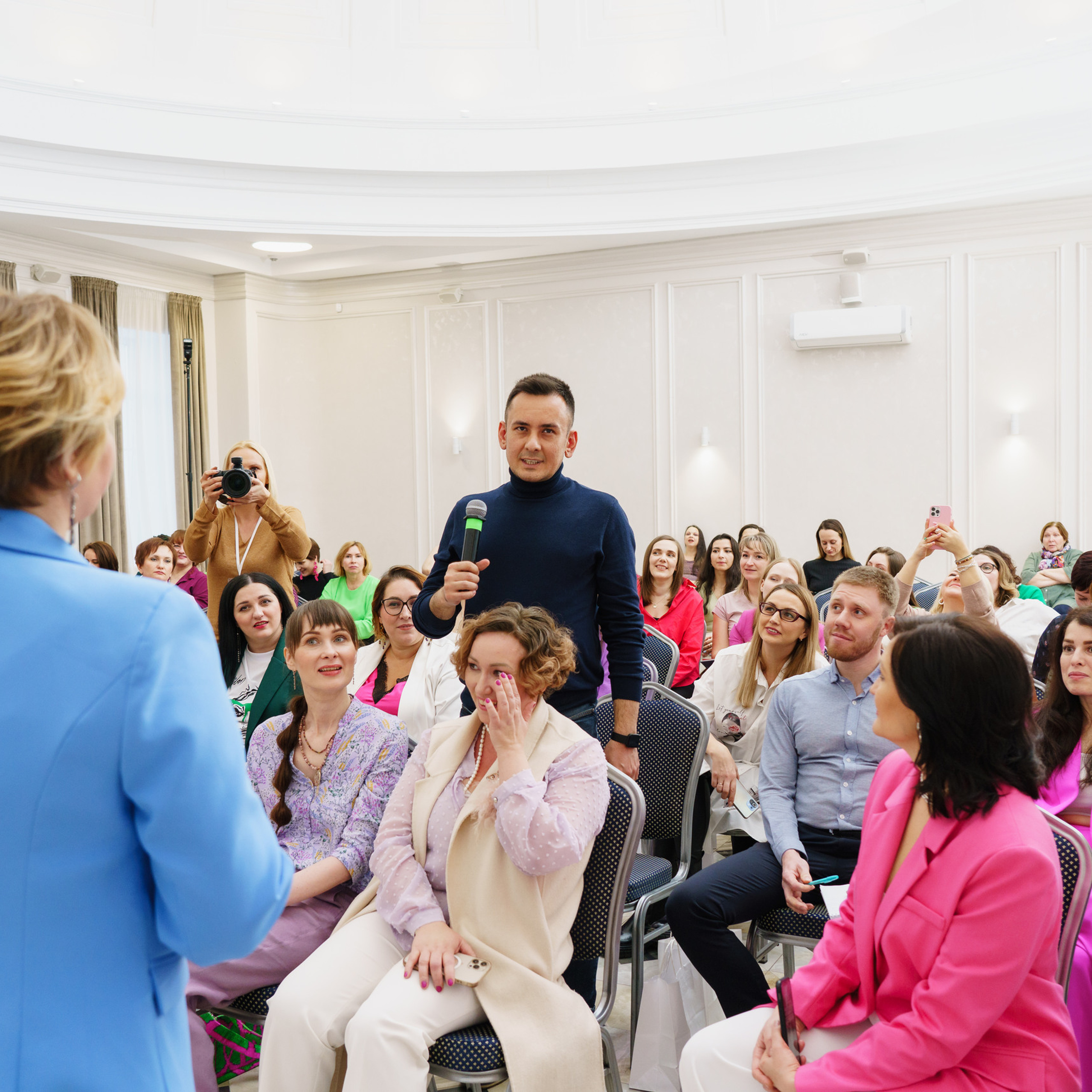 Сообщество Код публичности. Студия коммерческой съемки ХВОЯ