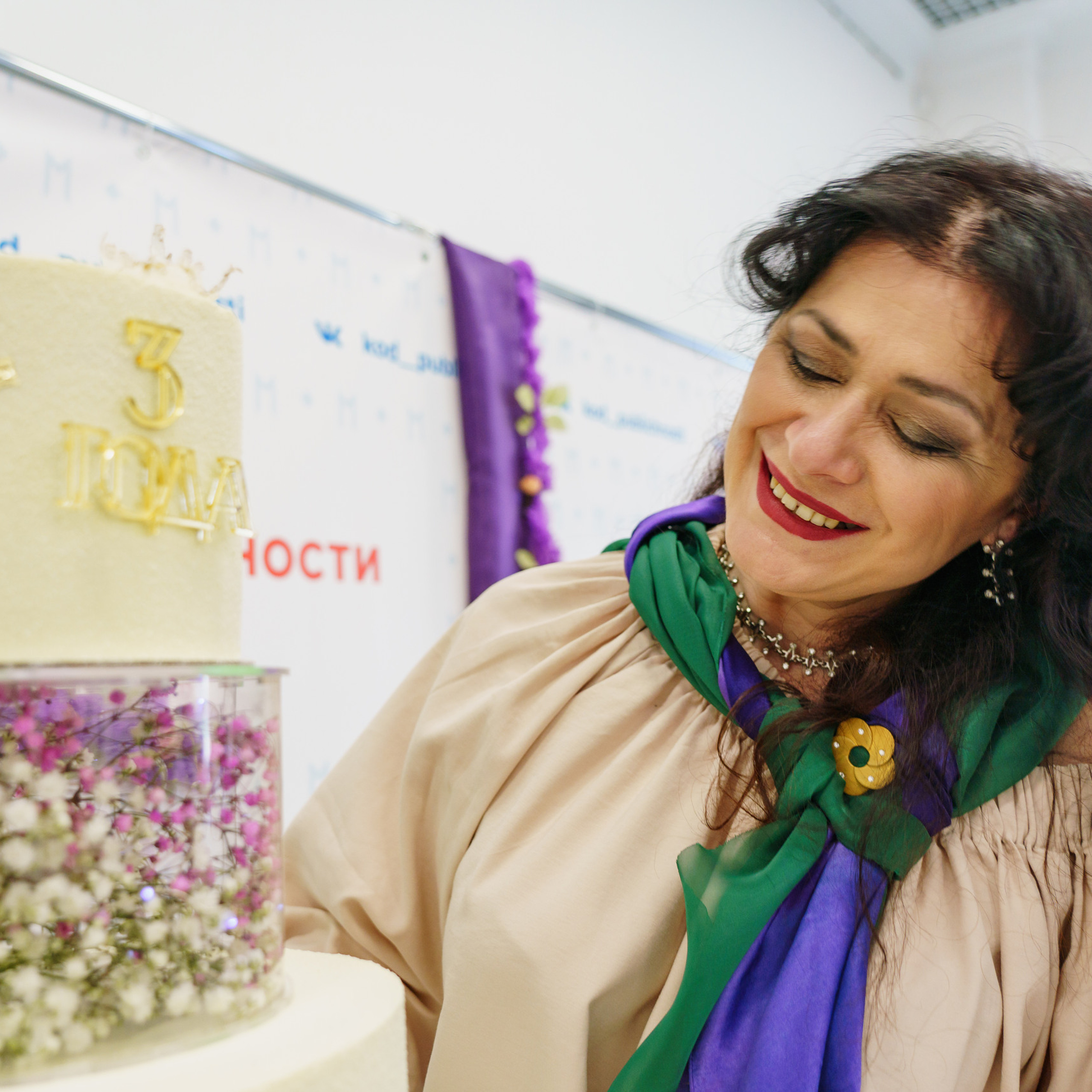 Сообщество Код публичности. Студия коммерческой съемки ХВОЯ