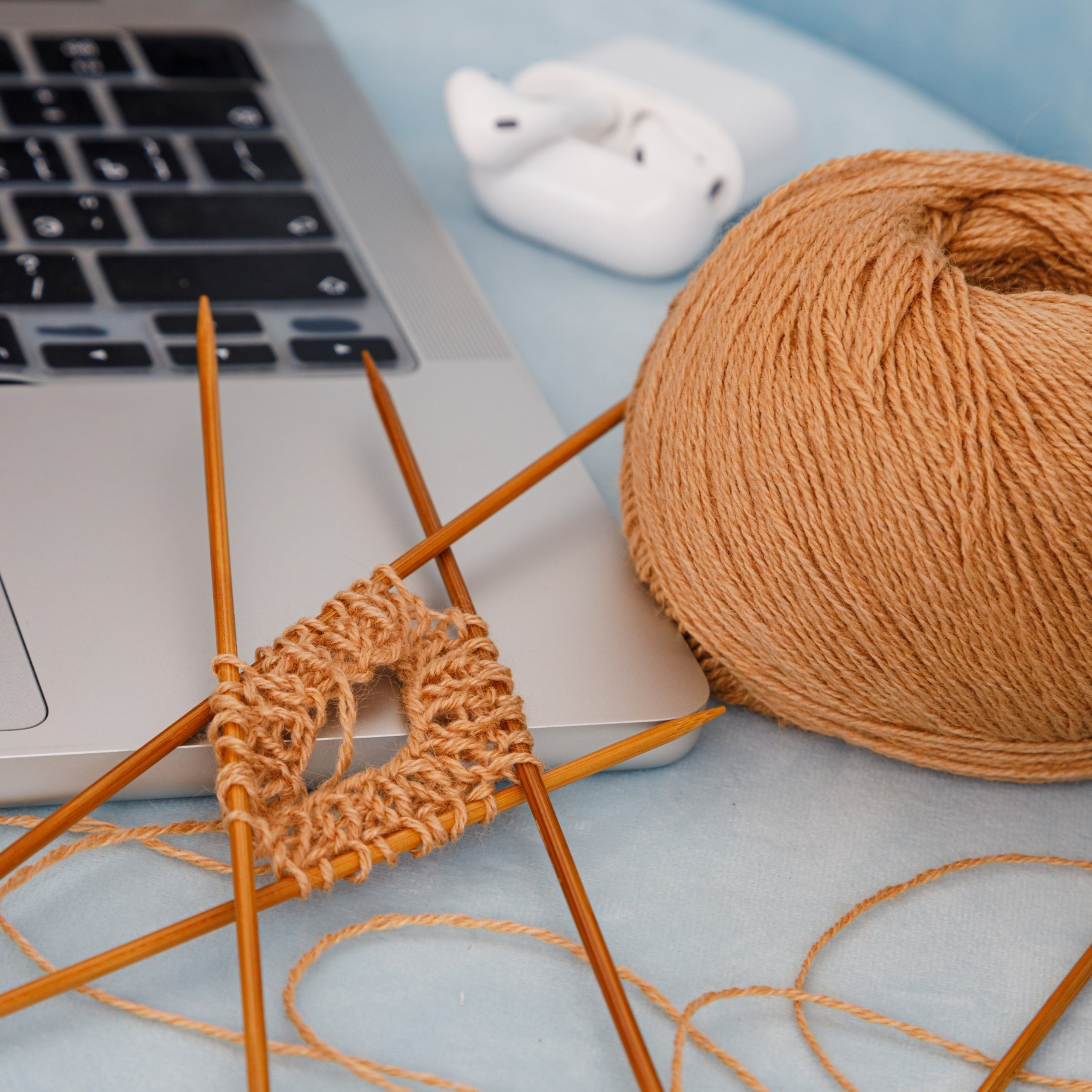 ПРЯЖА. Студия коммерческой съемки ХВОЯ