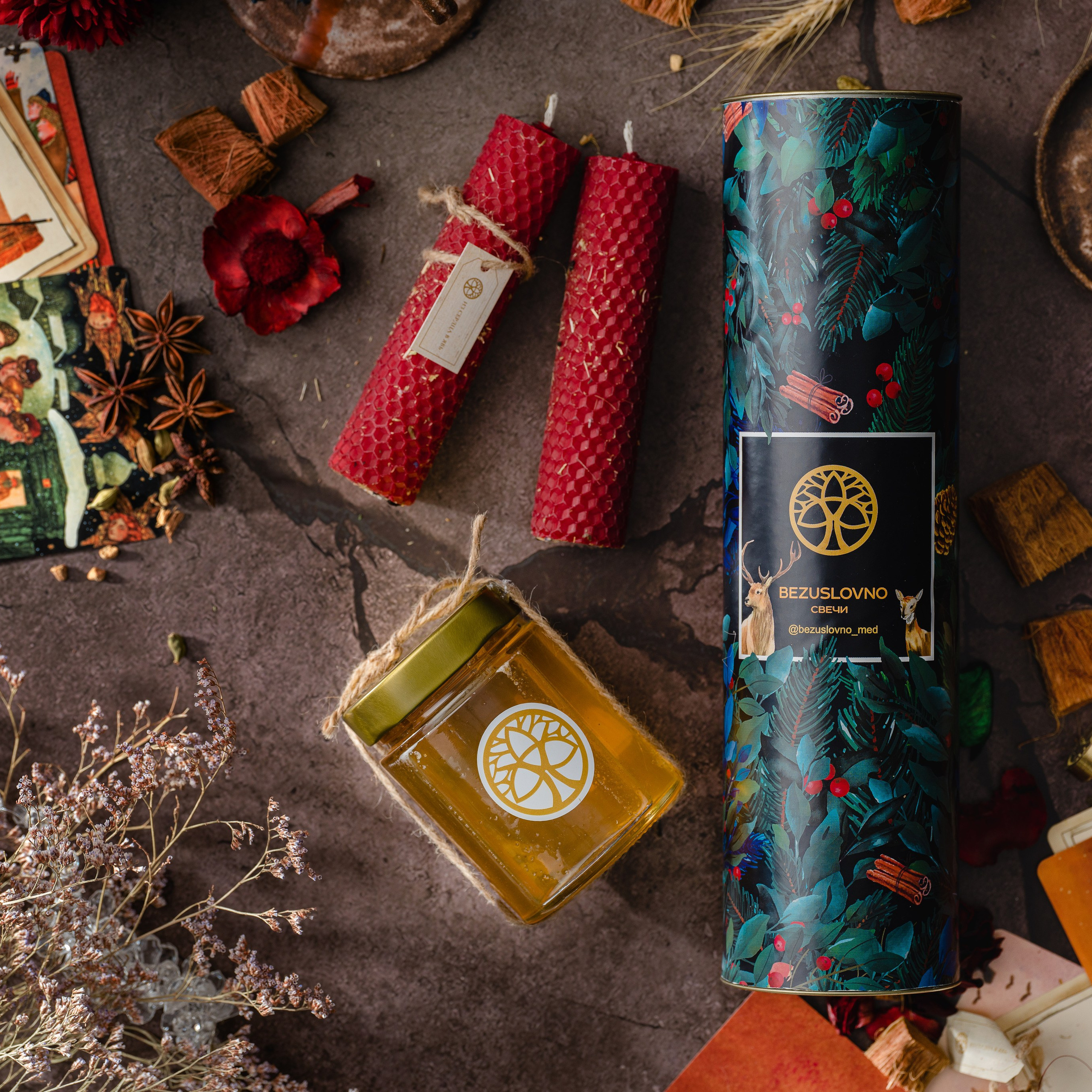 Свечи и подсвечники. Студия коммерческой съемки ХВОЯ