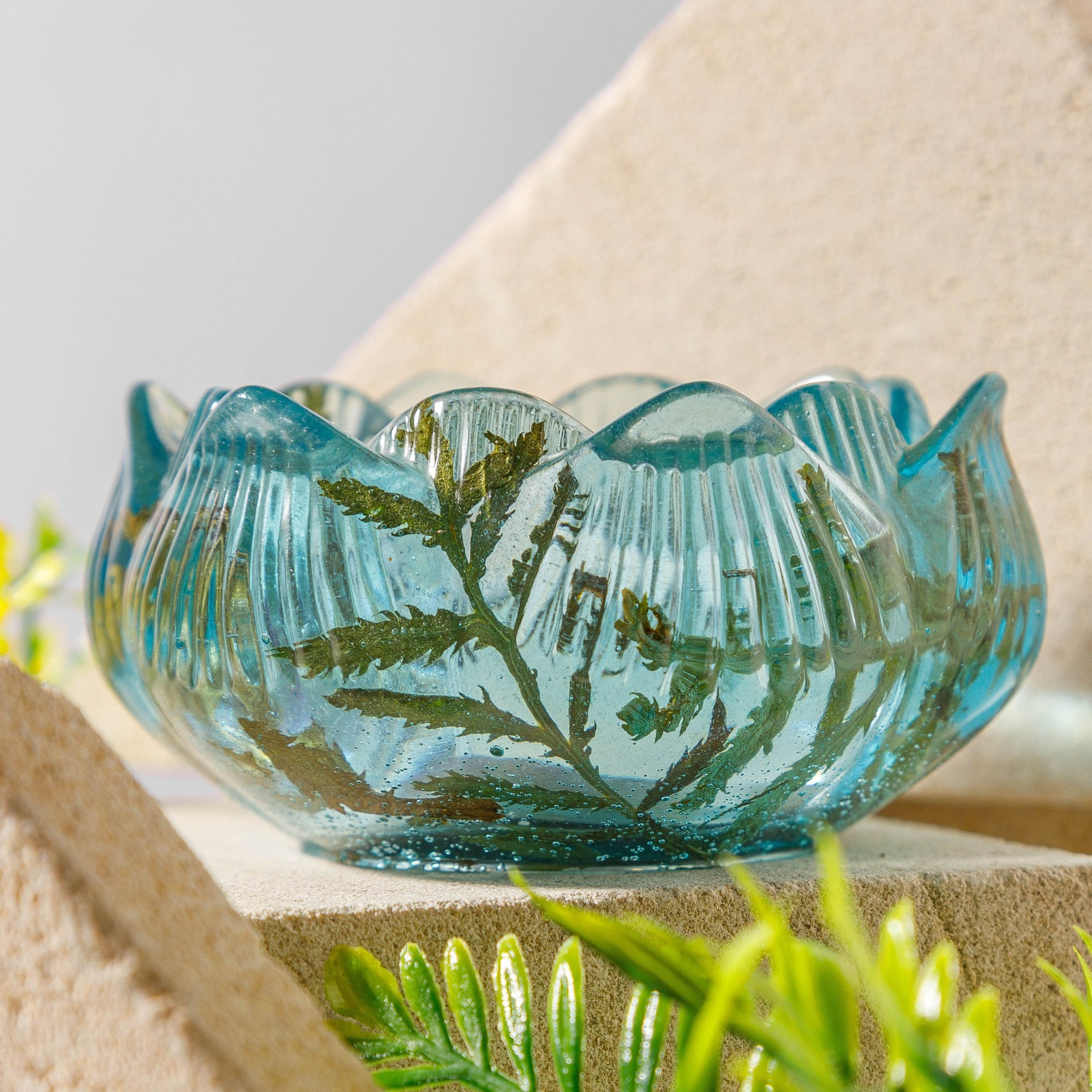 Свечи и подсвечники. Студия коммерческой съемки ХВОЯ