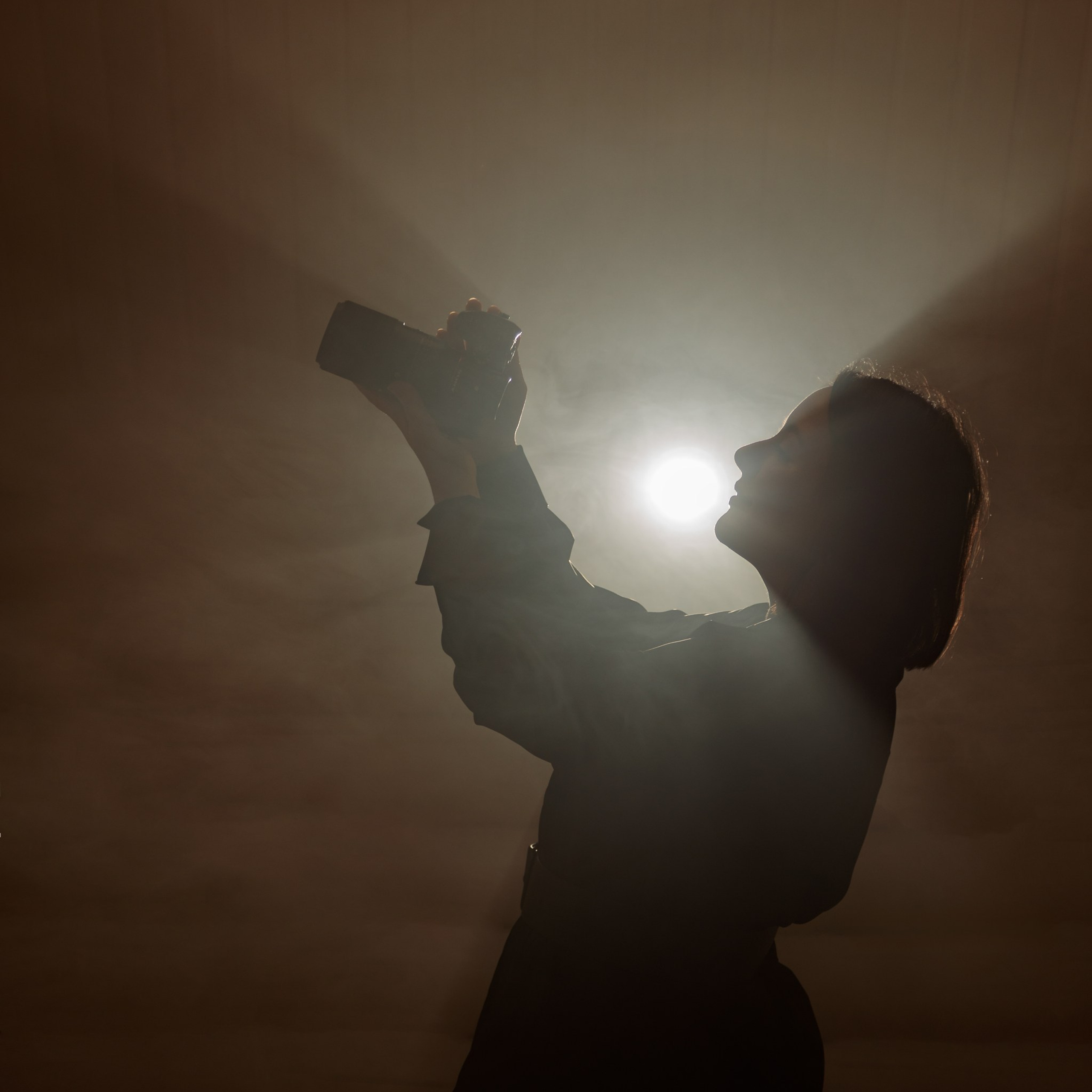 Деловая и индивидуальная фотосессия. Студия коммерческой съемки ХВОЯ